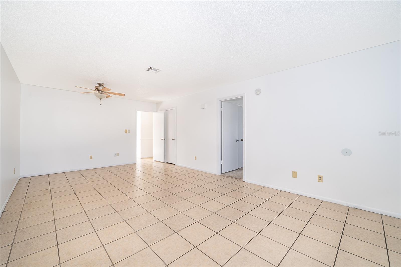 Image 7 of 25 For 8024 Woodduck Drive