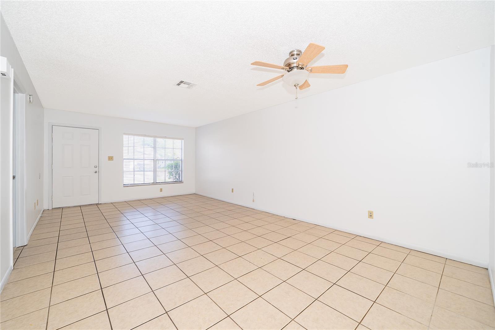 Image 9 of 25 For 8024 Woodduck Drive