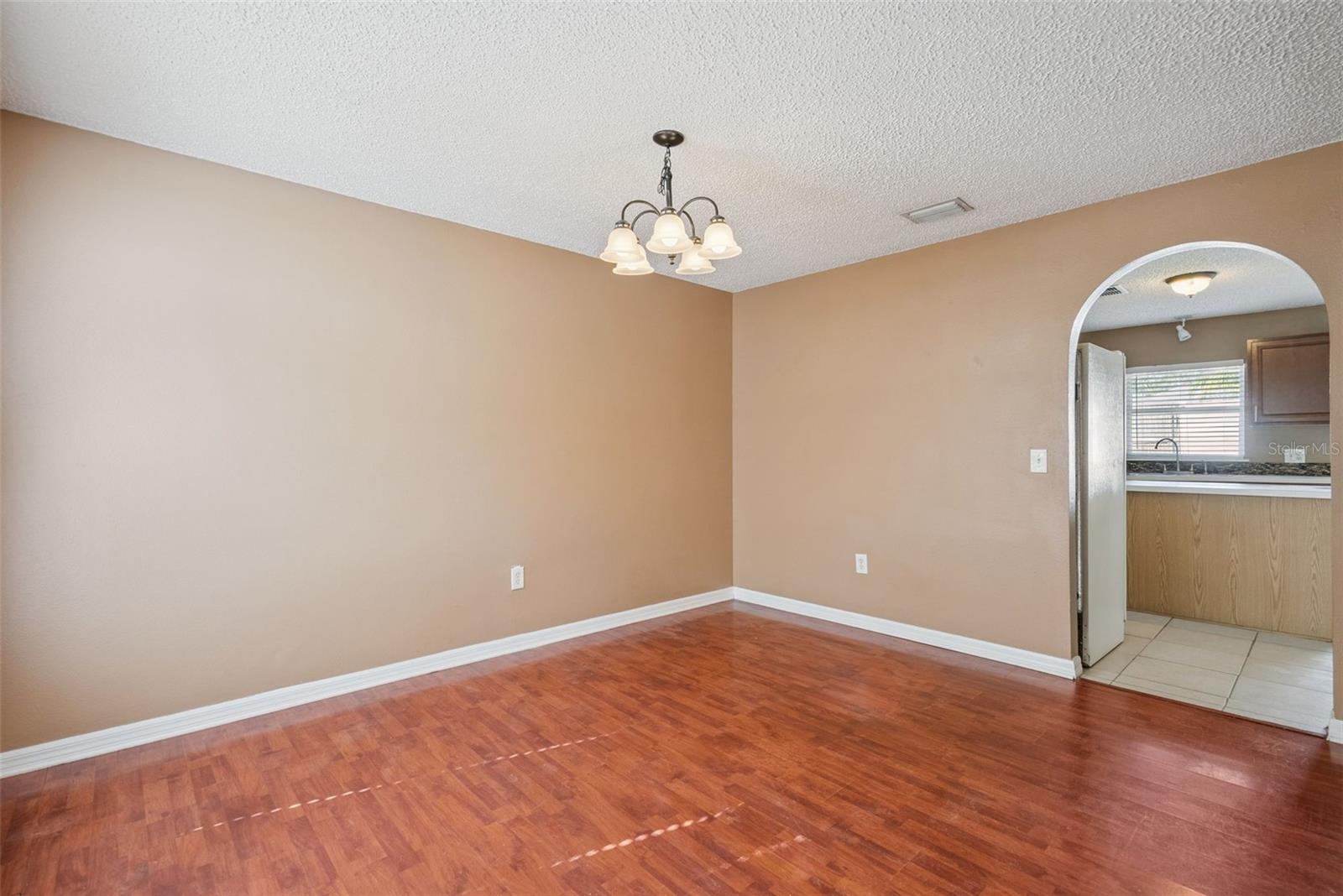 Image 10 of 34 For 965 Welch Hill Circle