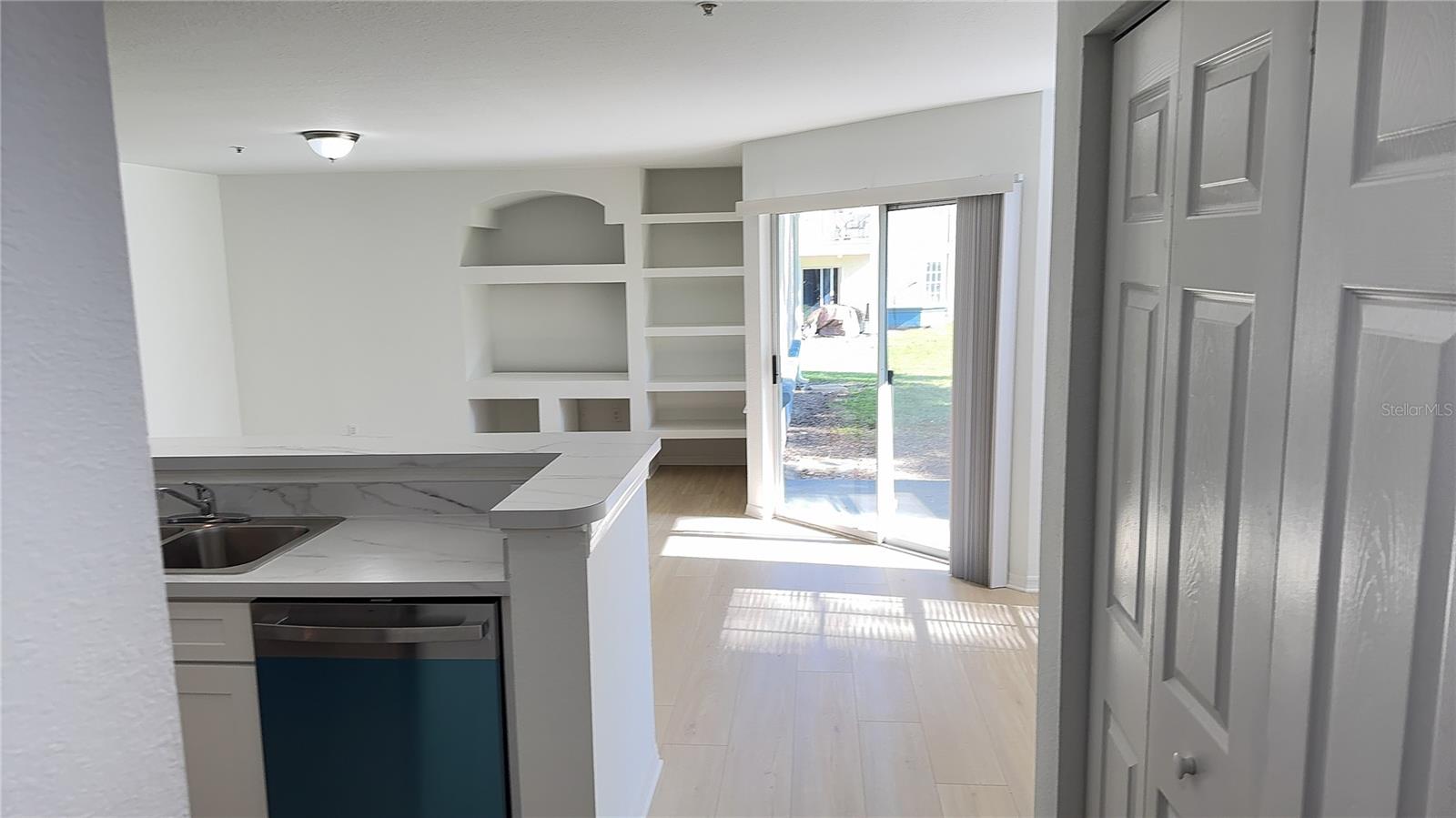 Image 12 of 32 For 7350 Westpointe Boulevard 213