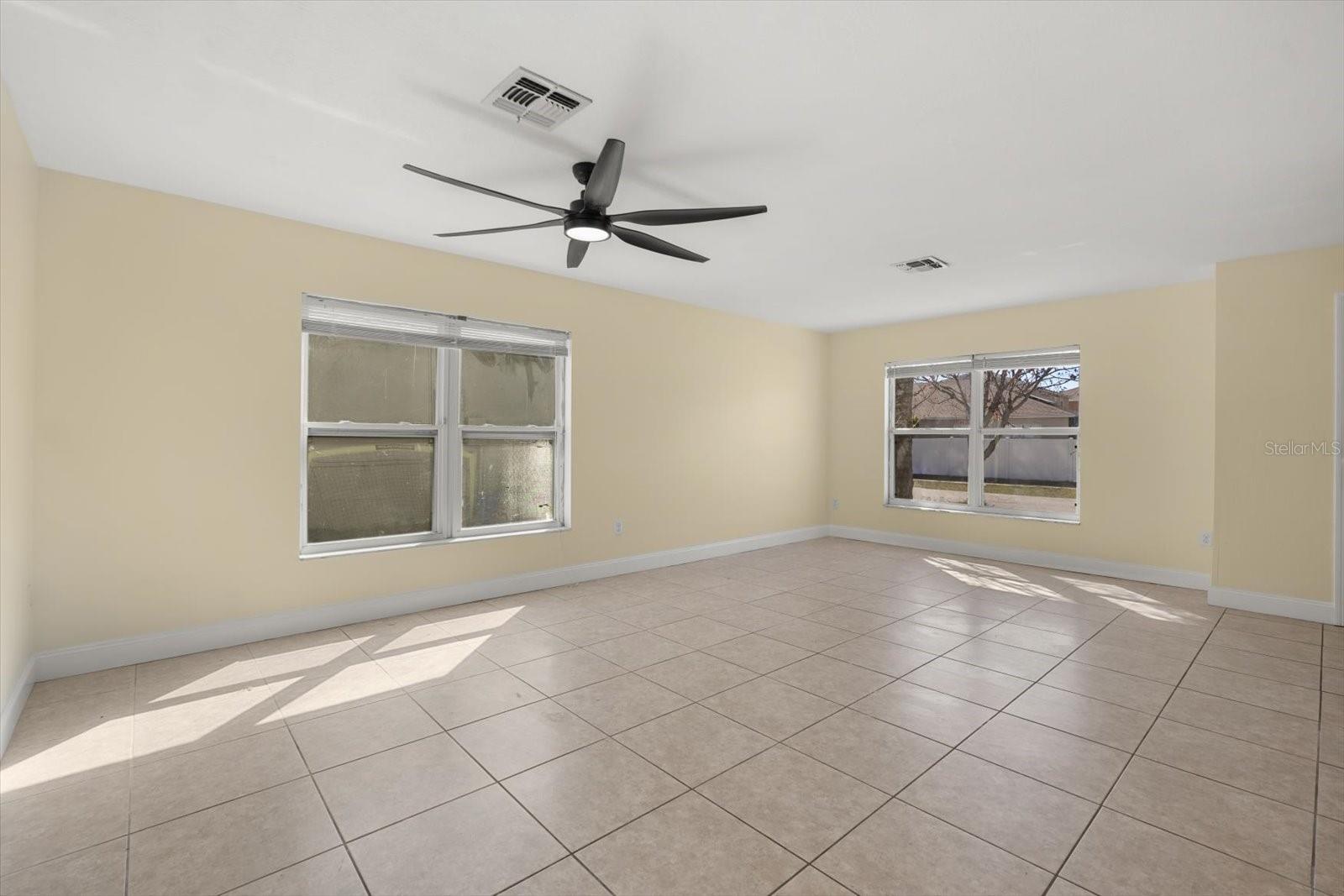 Image 15 of 30 For 3006 Natoma Way