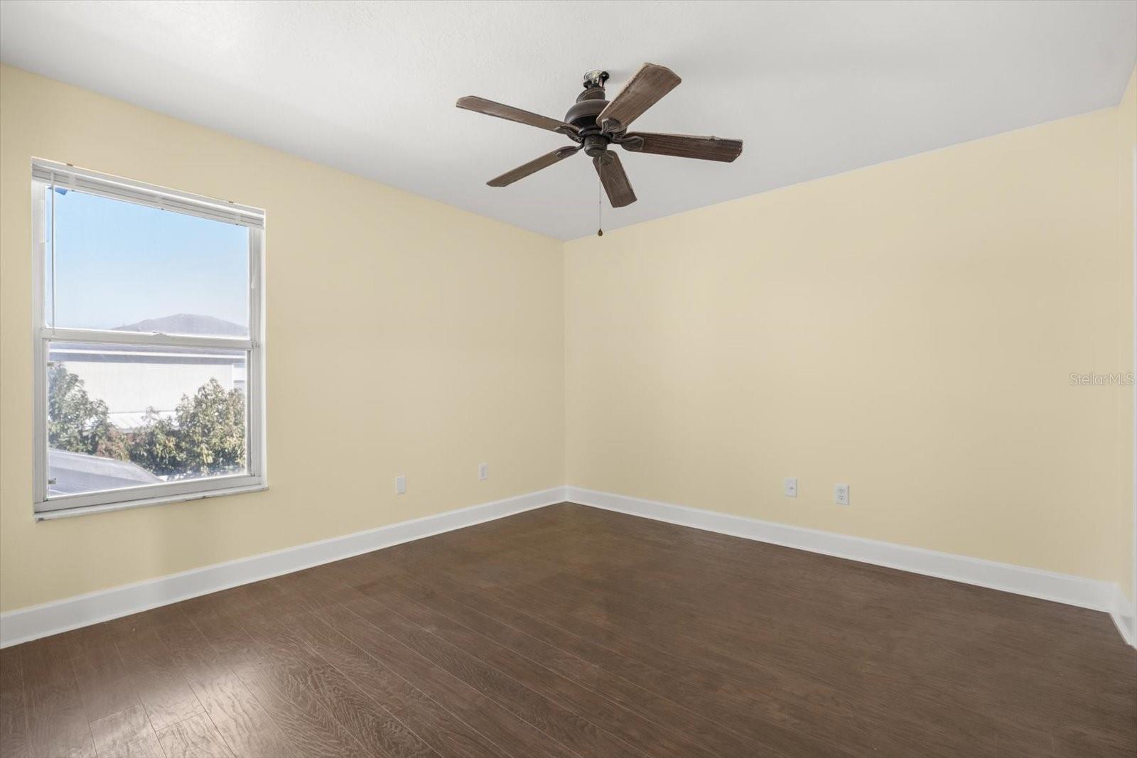 Image 22 of 30 For 3006 Natoma Way