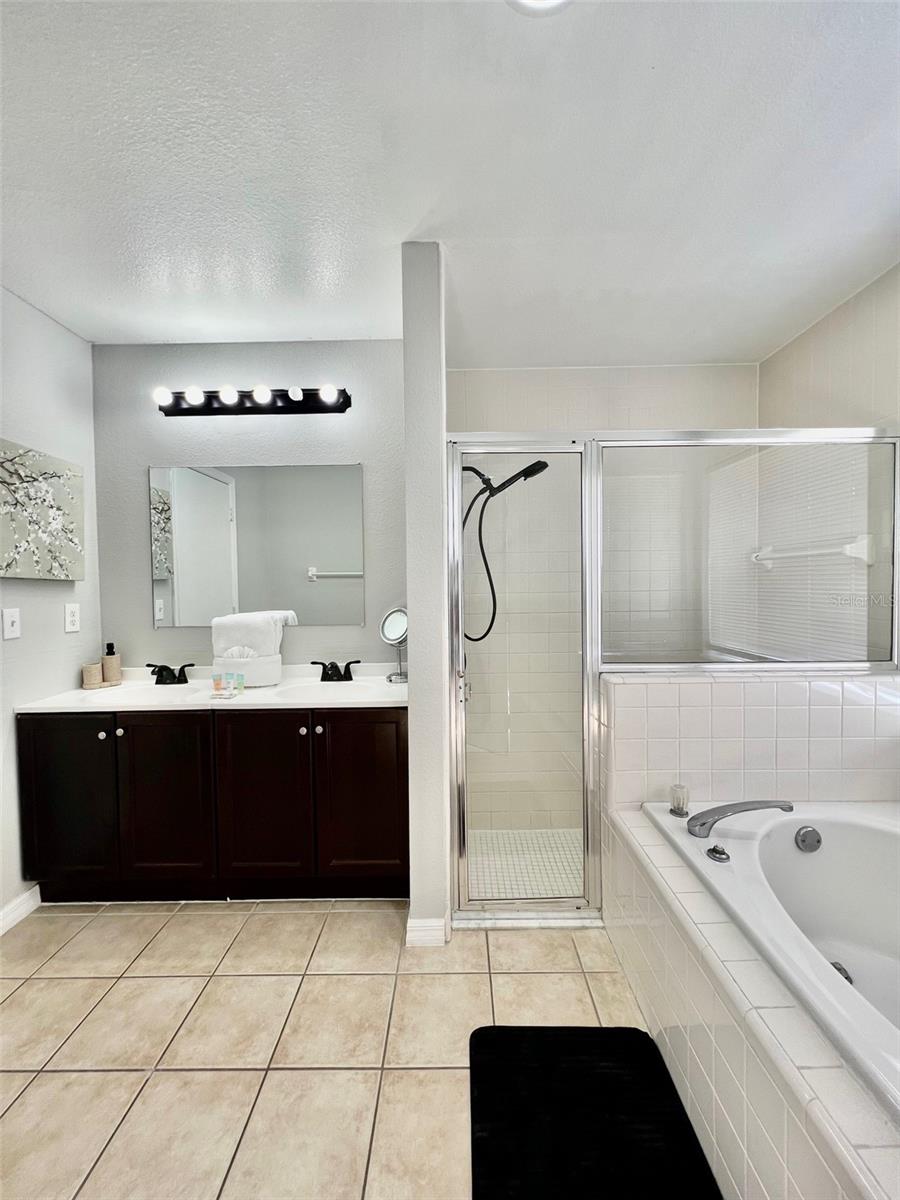 Image 7 of 16 For 2962 Viscount Circle