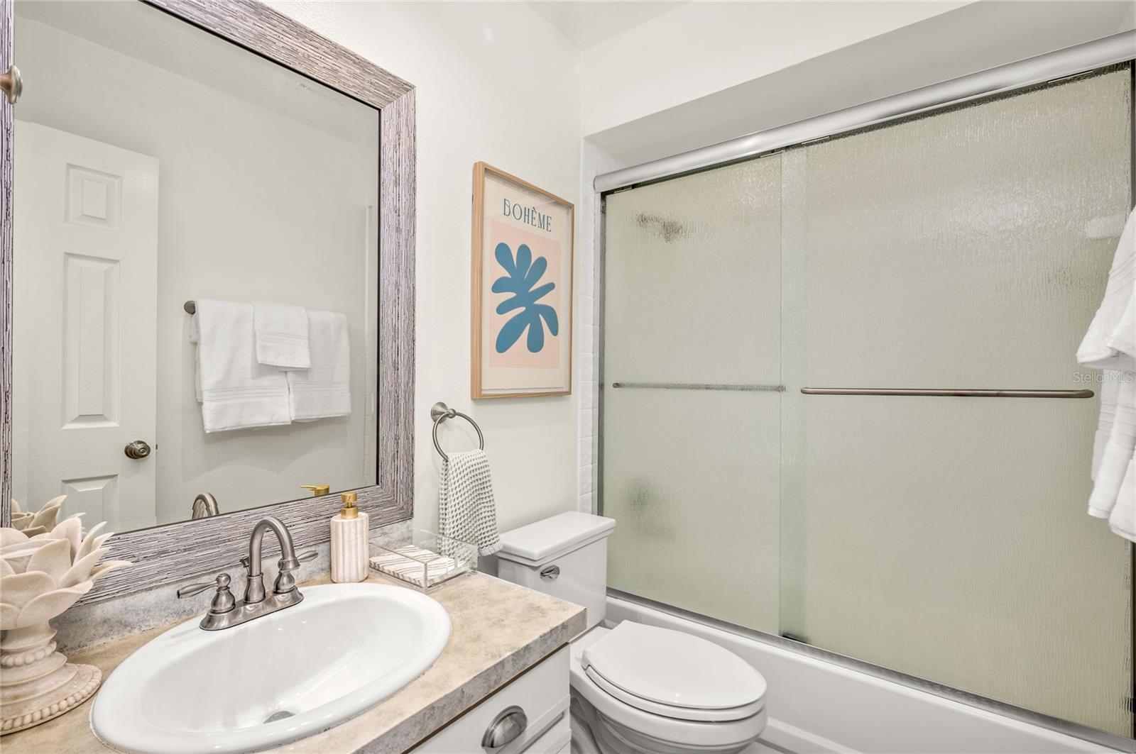 Image 20 of 29 For 958 Southridge Trail