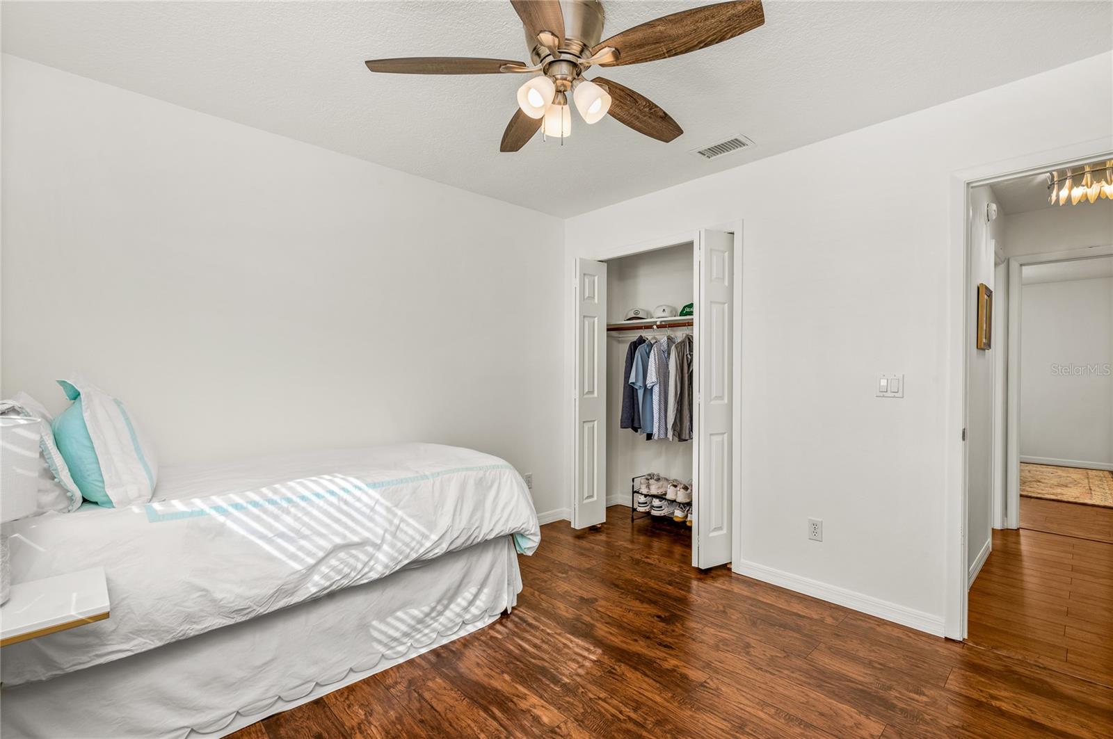 Image 22 of 29 For 958 Southridge Trail