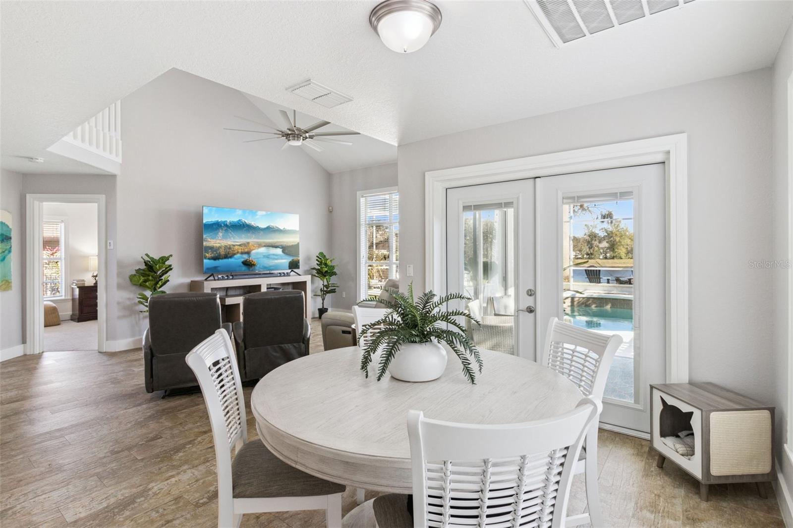 Image 7 of 42 For 2709 Regency Oak Lane