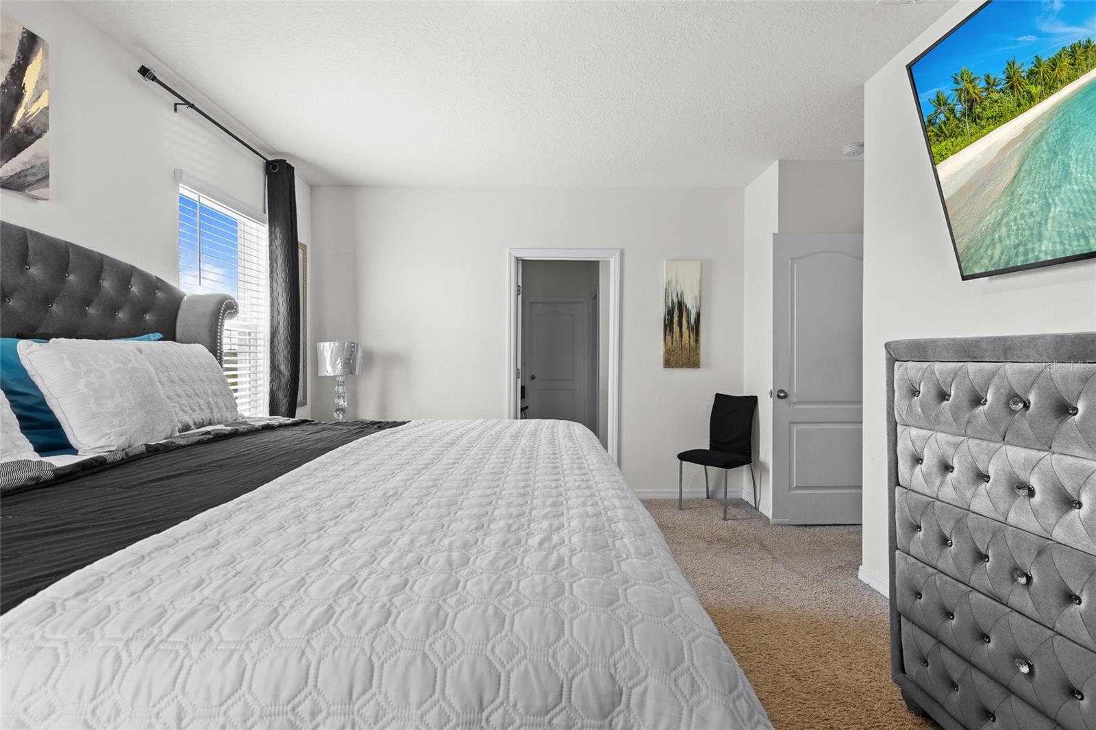 Image 14 of 34 For 775 Brooklet Drive