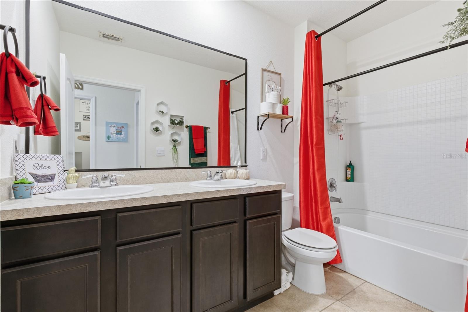 Image 20 of 34 For 775 Brooklet Drive