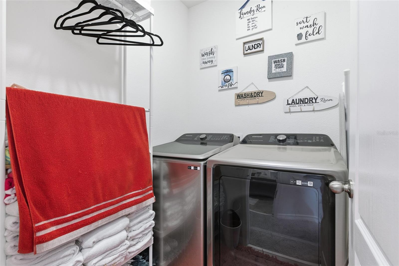 Image 21 of 34 For 775 Brooklet Drive