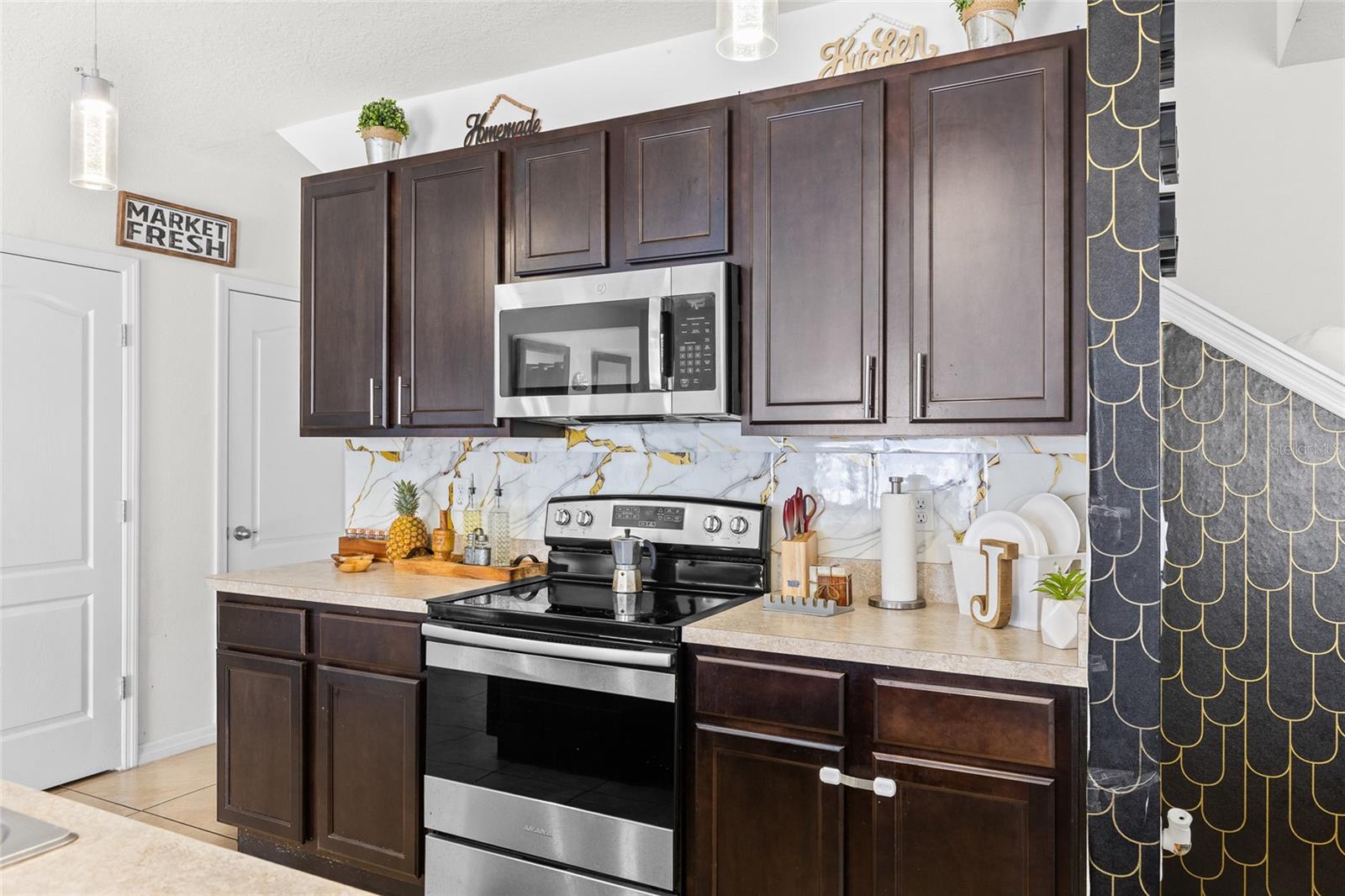 Image 5 of 34 For 775 Brooklet Drive