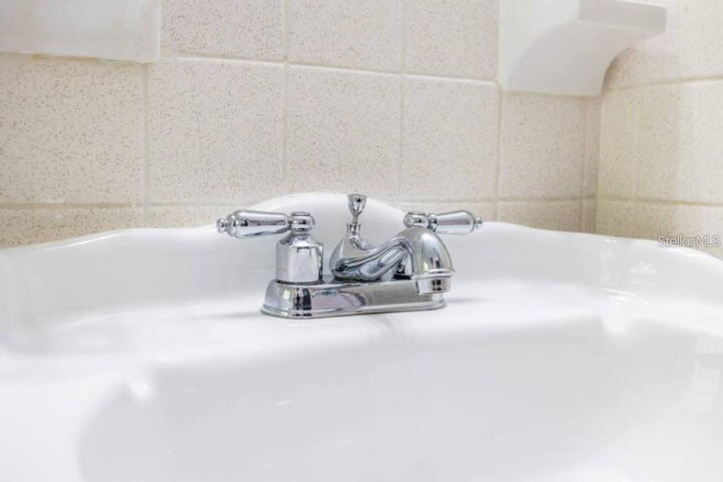 Image 11 of 38 For 3120 Peel Avenue