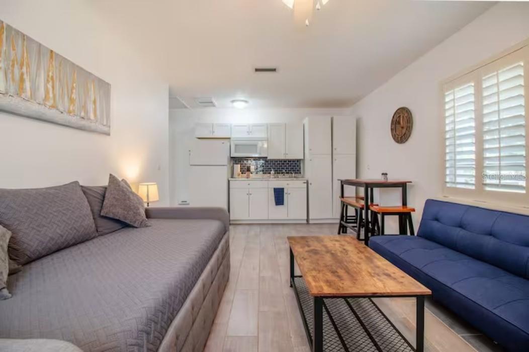 Image 23 of 38 For 3120 Peel Avenue