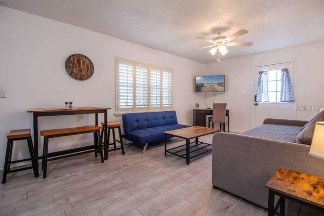 Image 24 of 38 For 3120 Peel Avenue