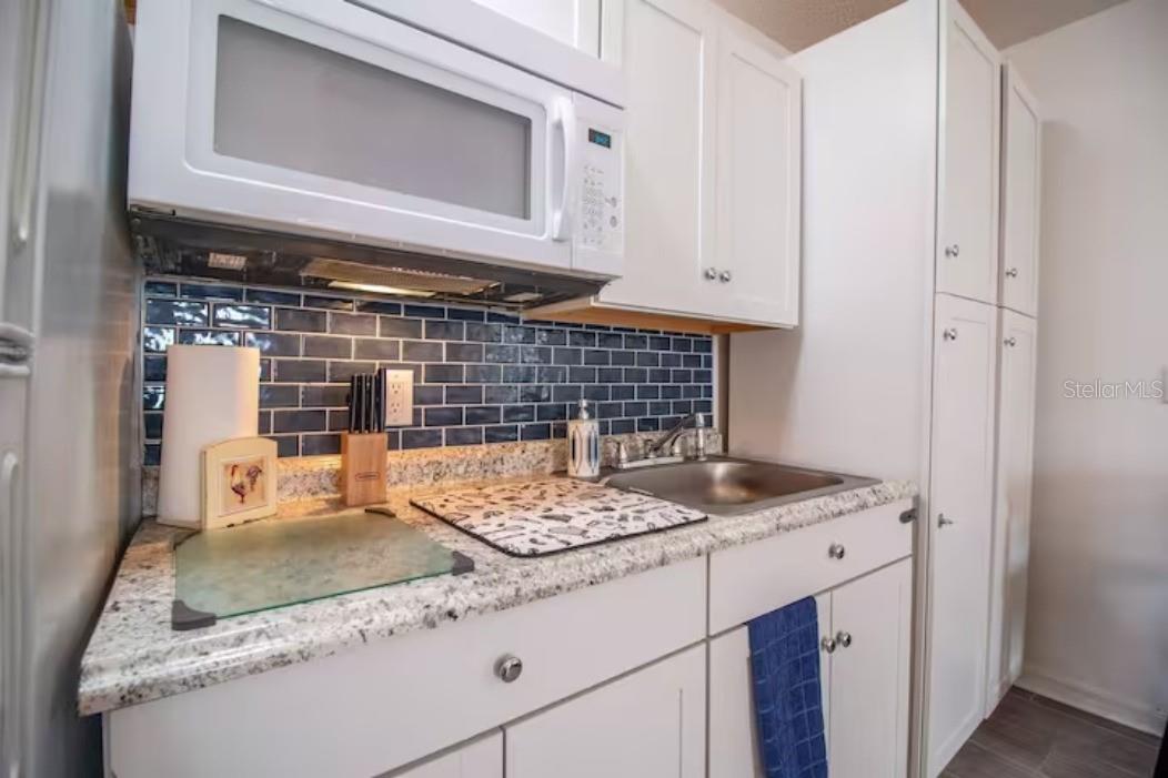 Image 28 of 38 For 3120 Peel Avenue