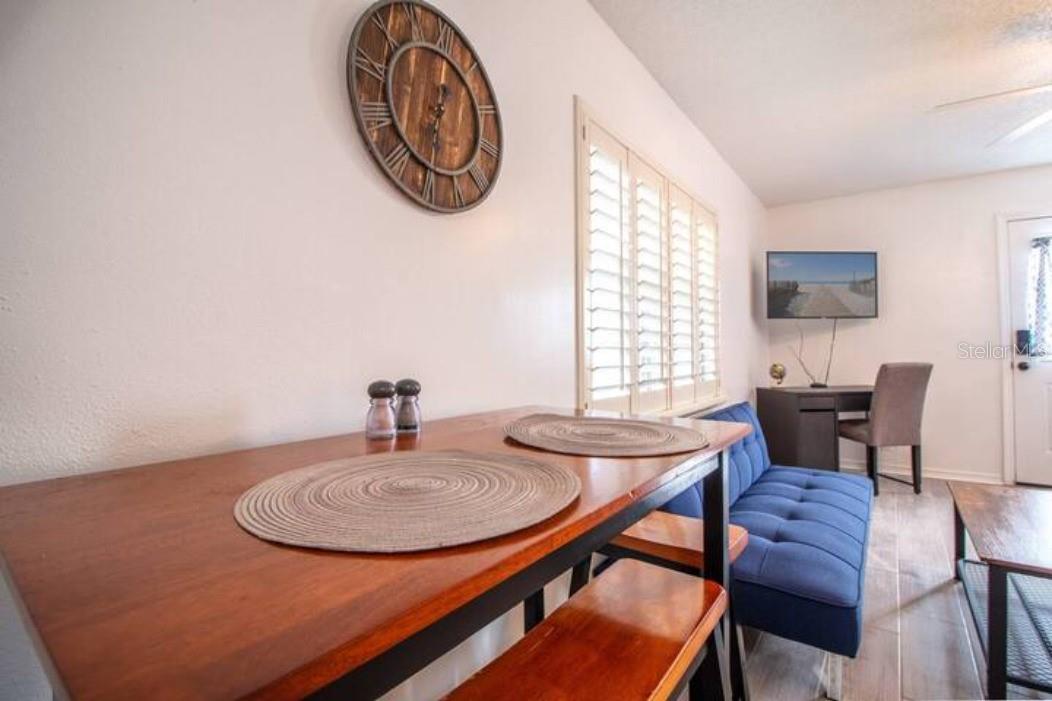 Image 33 of 38 For 3120 Peel Avenue