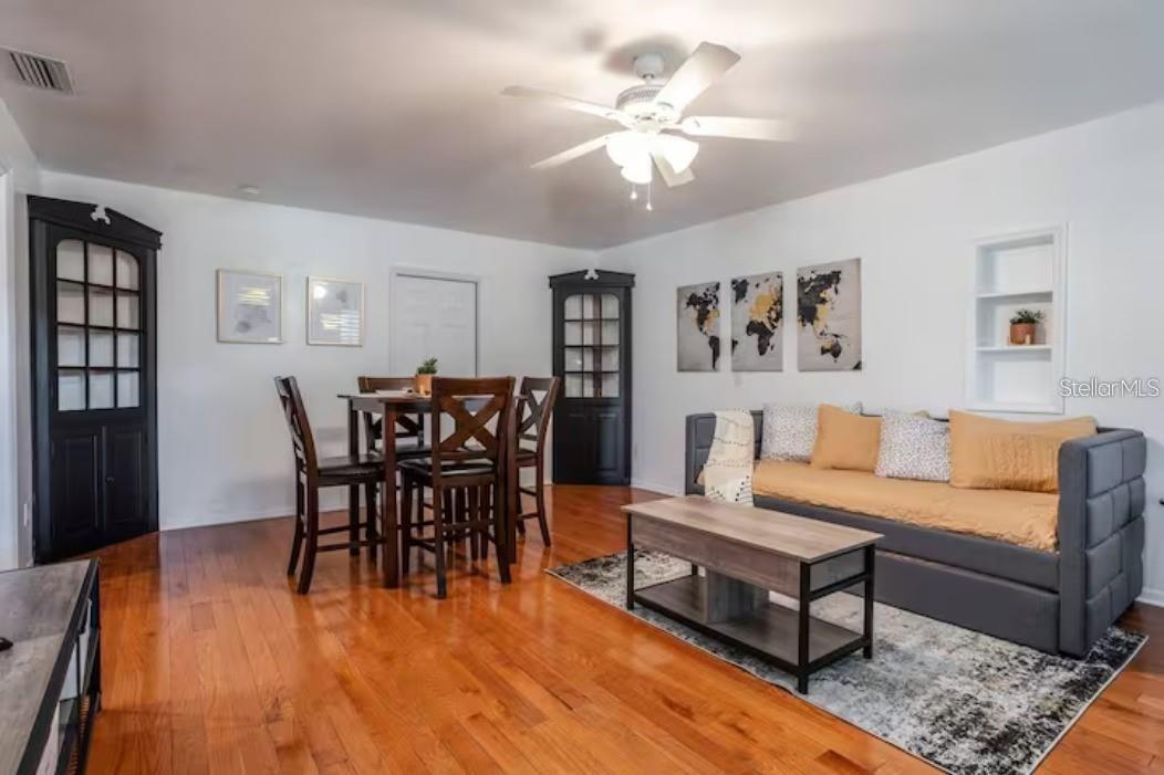 Image 7 of 38 For 3120 Peel Avenue