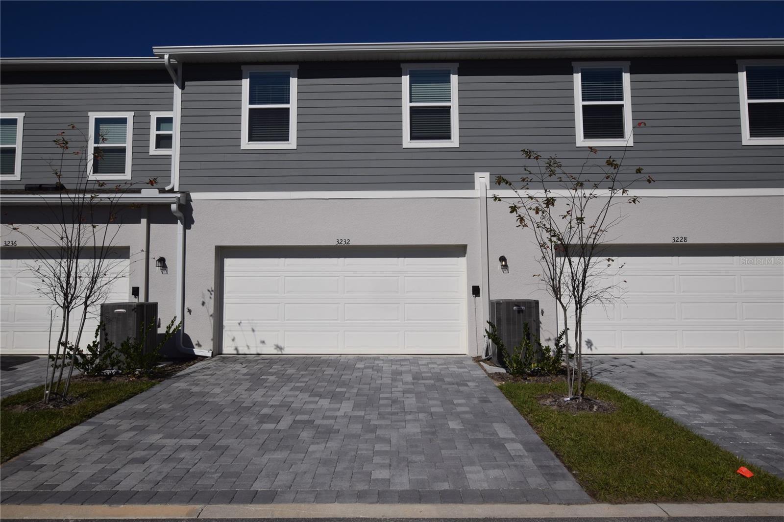 Image 5 of 39 For 3232 Gardenia Reserve Street