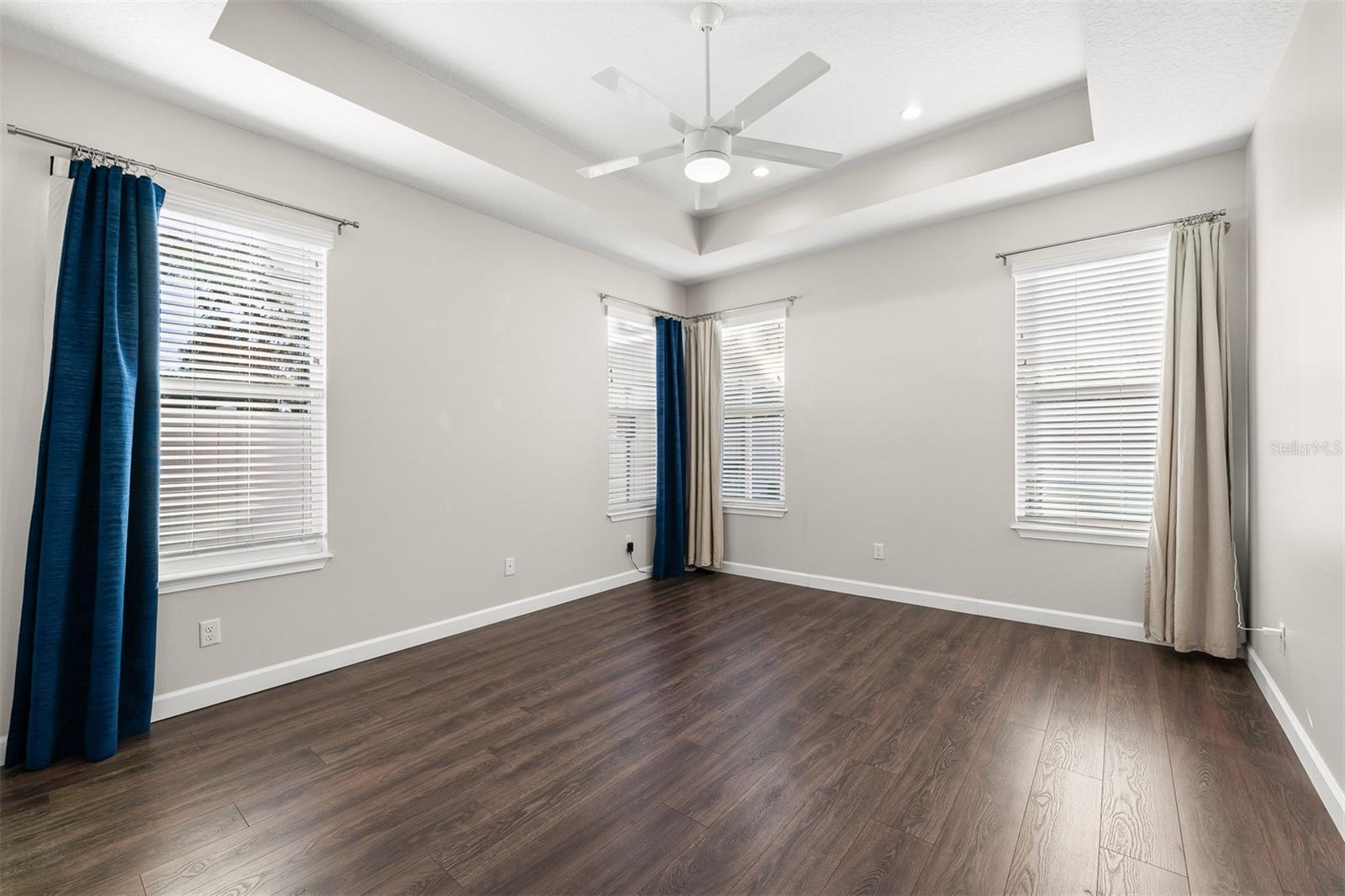 Image 18 of 52 For 4728 Goddard Avenue