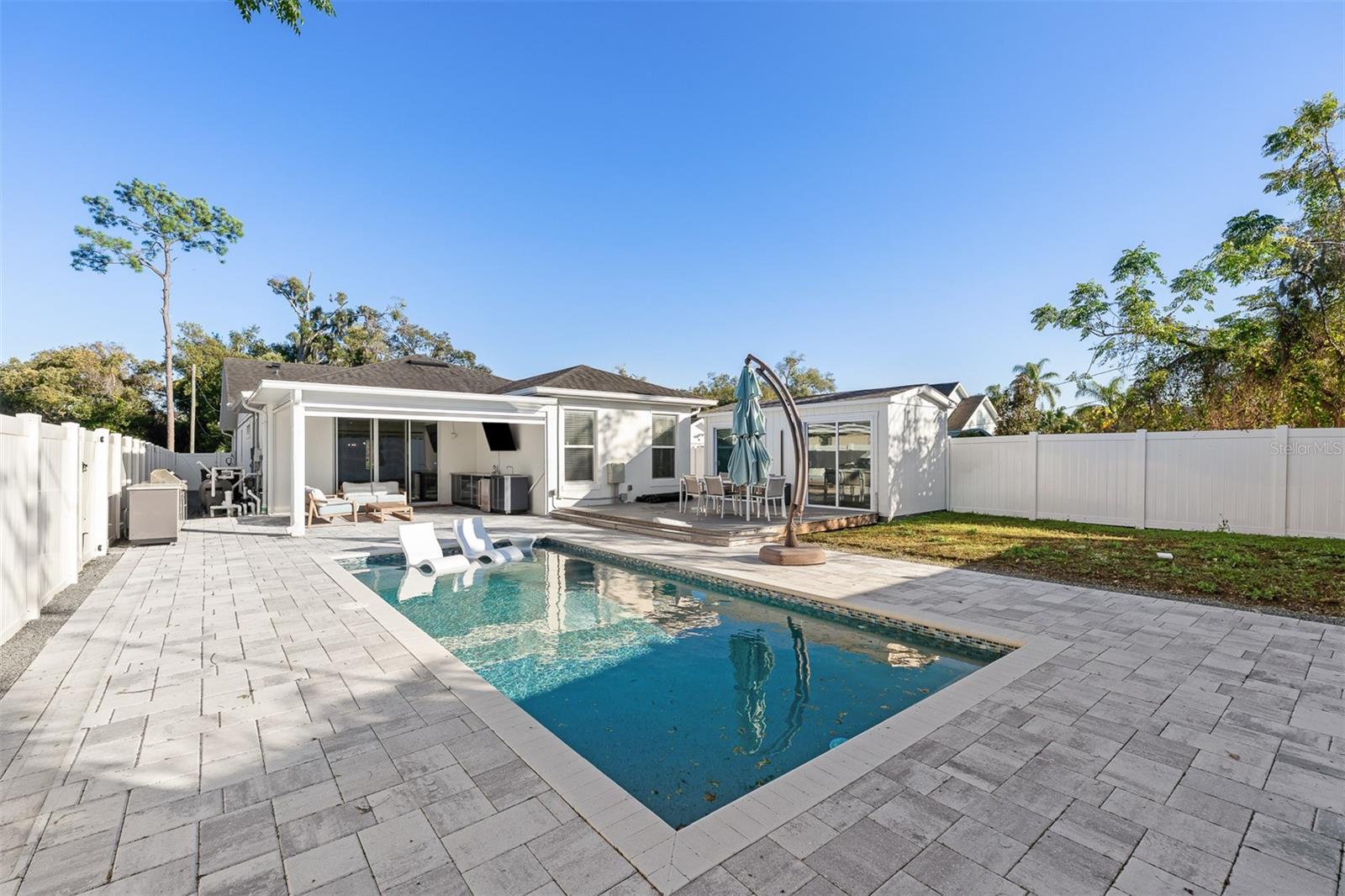 Image 29 of 52 For 4728 Goddard Avenue