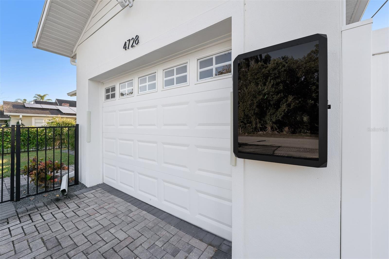 Image 6 of 52 For 4728 Goddard Avenue