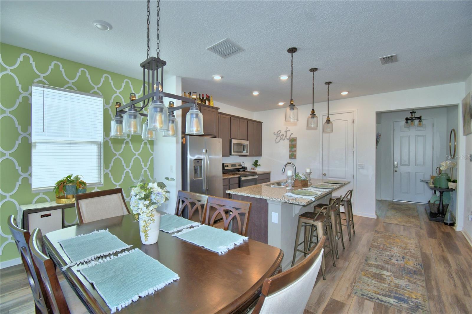 Image 20 of 61 For 1737 Hill Top Drive