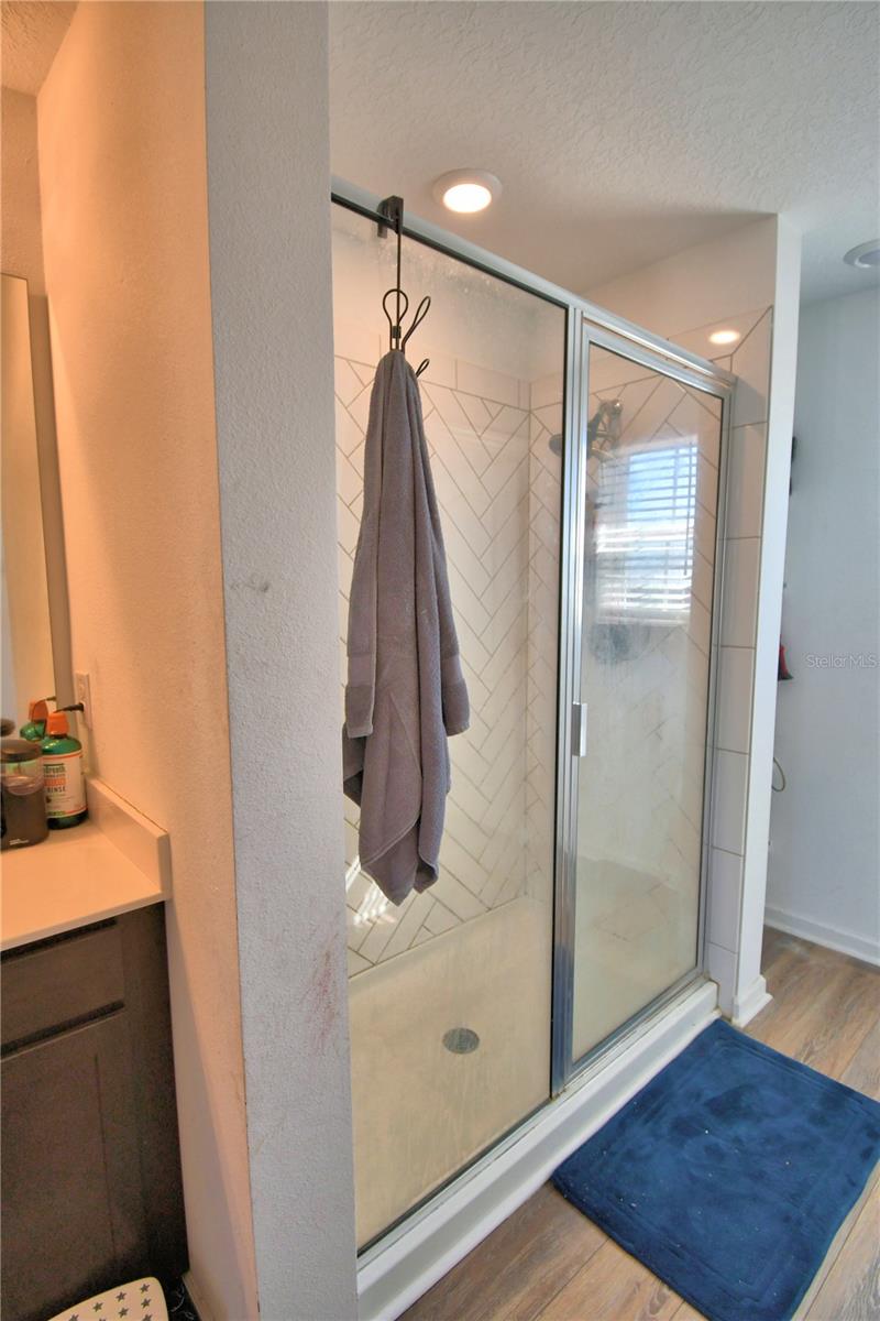 Image 35 of 61 For 1737 Hill Top Drive