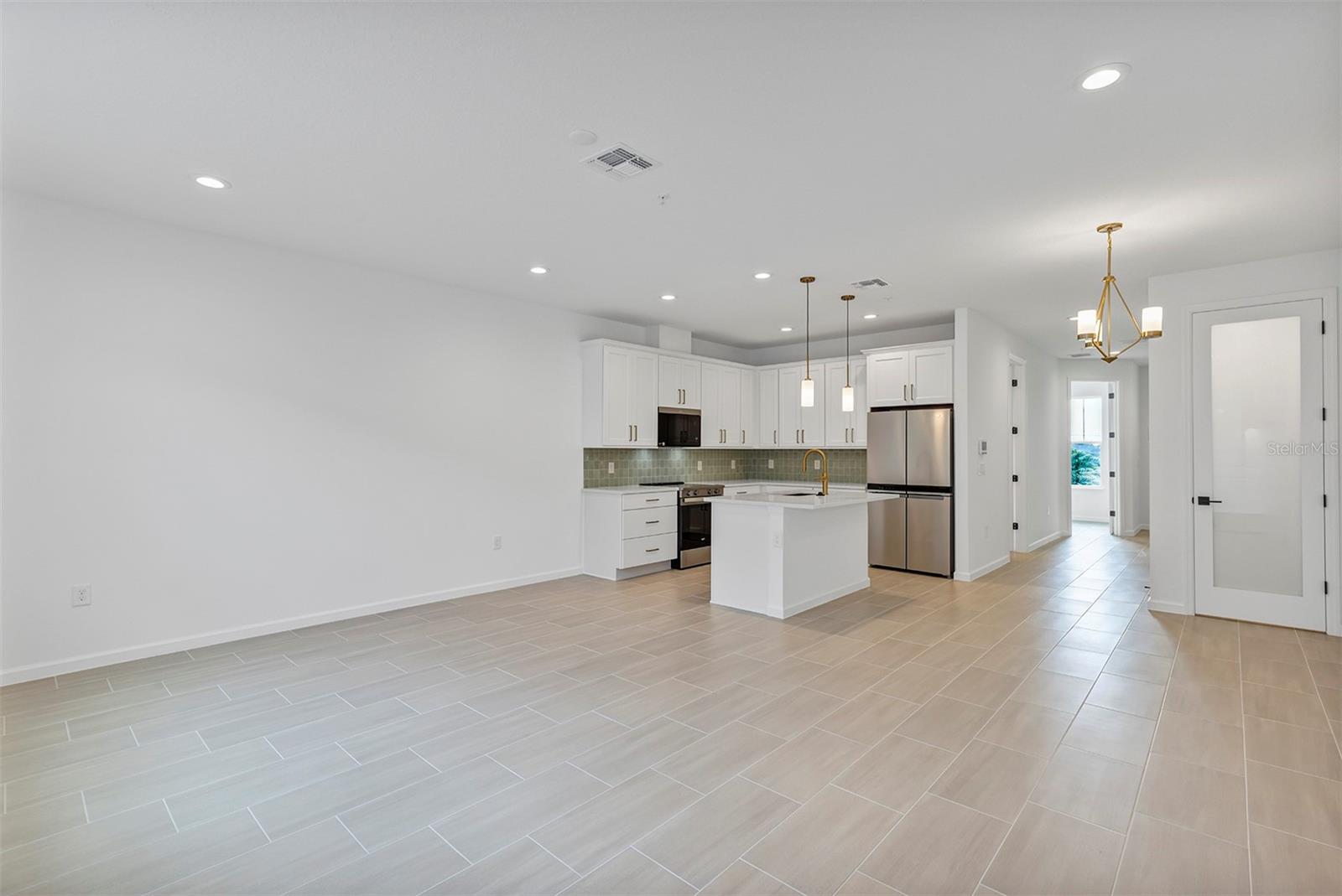 Image 13 of 63 For 1851 Pinecliff Drive