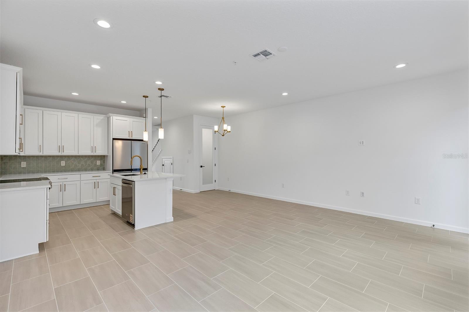 Image 15 of 63 For 1851 Pinecliff Drive