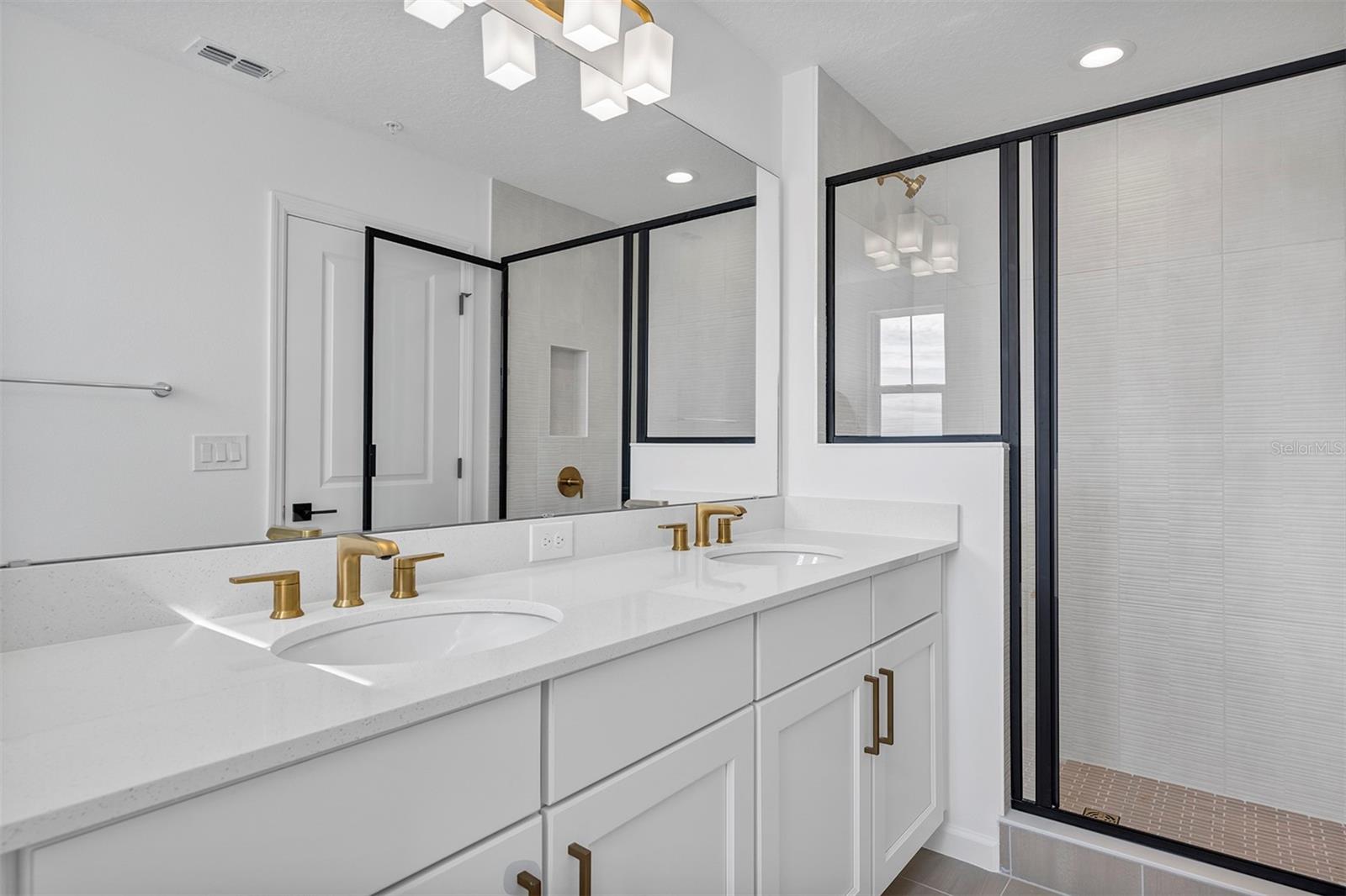 Image 30 of 63 For 1851 Pinecliff Drive