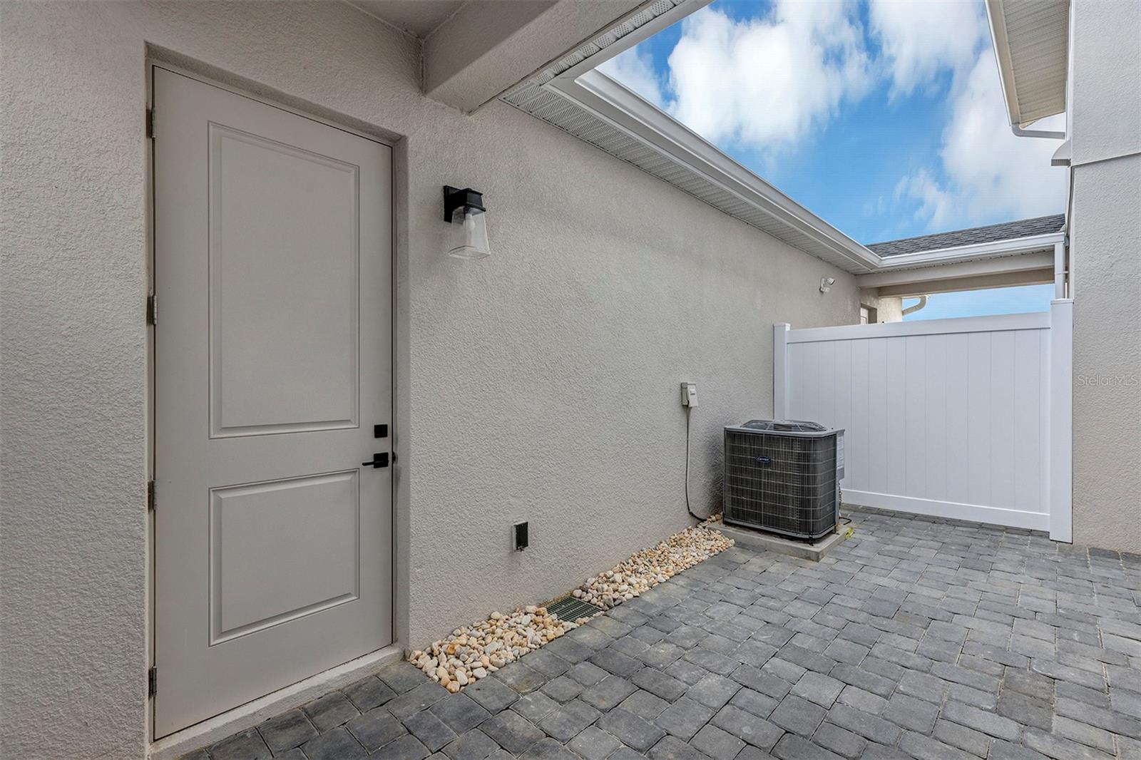 Image 42 of 63 For 1851 Pinecliff Drive