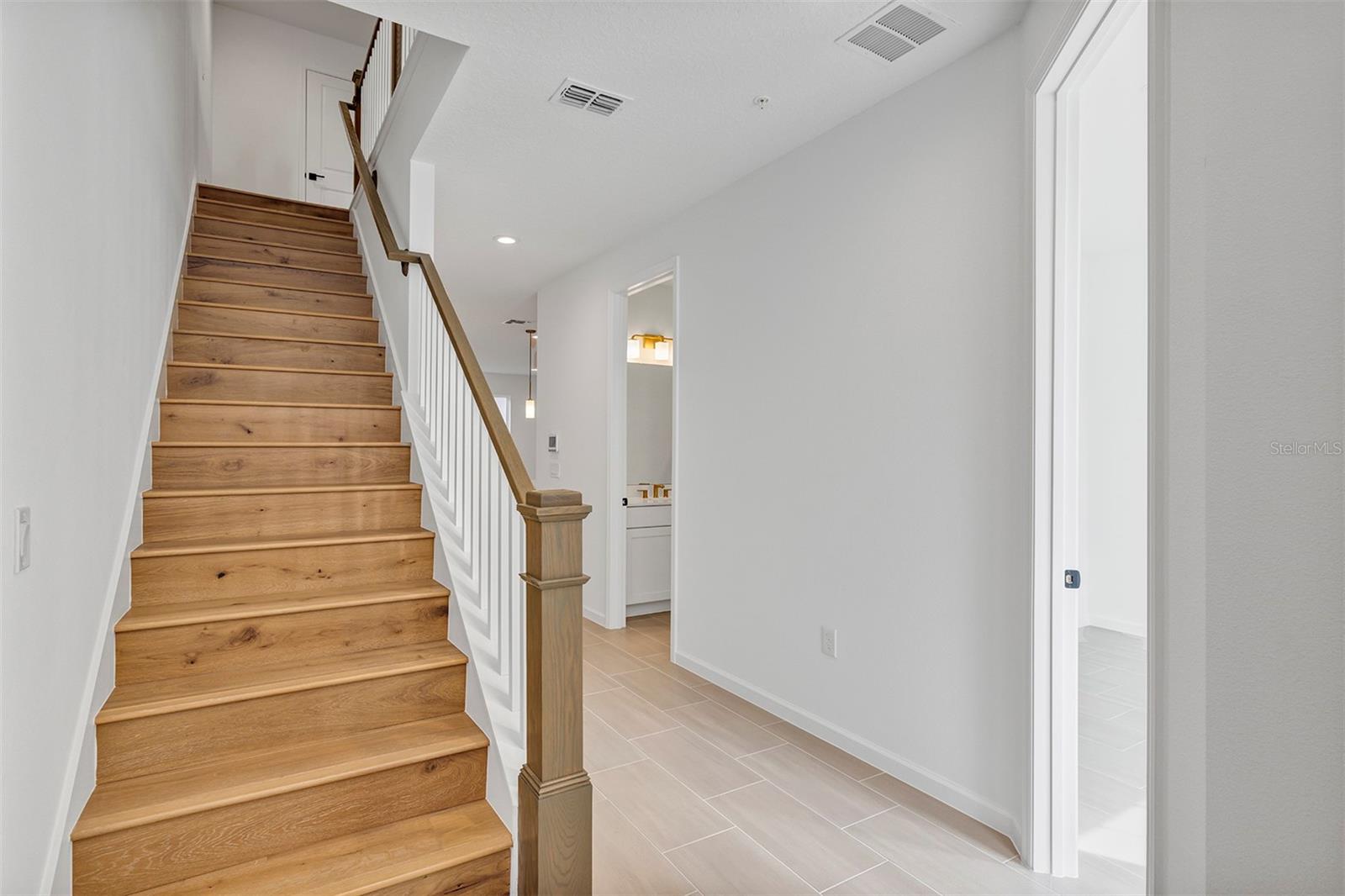 Image 8 of 63 For 1851 Pinecliff Drive