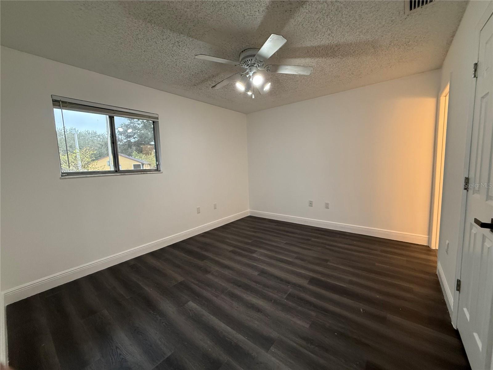 Image 10 of 15 For 4999 Dover Cir