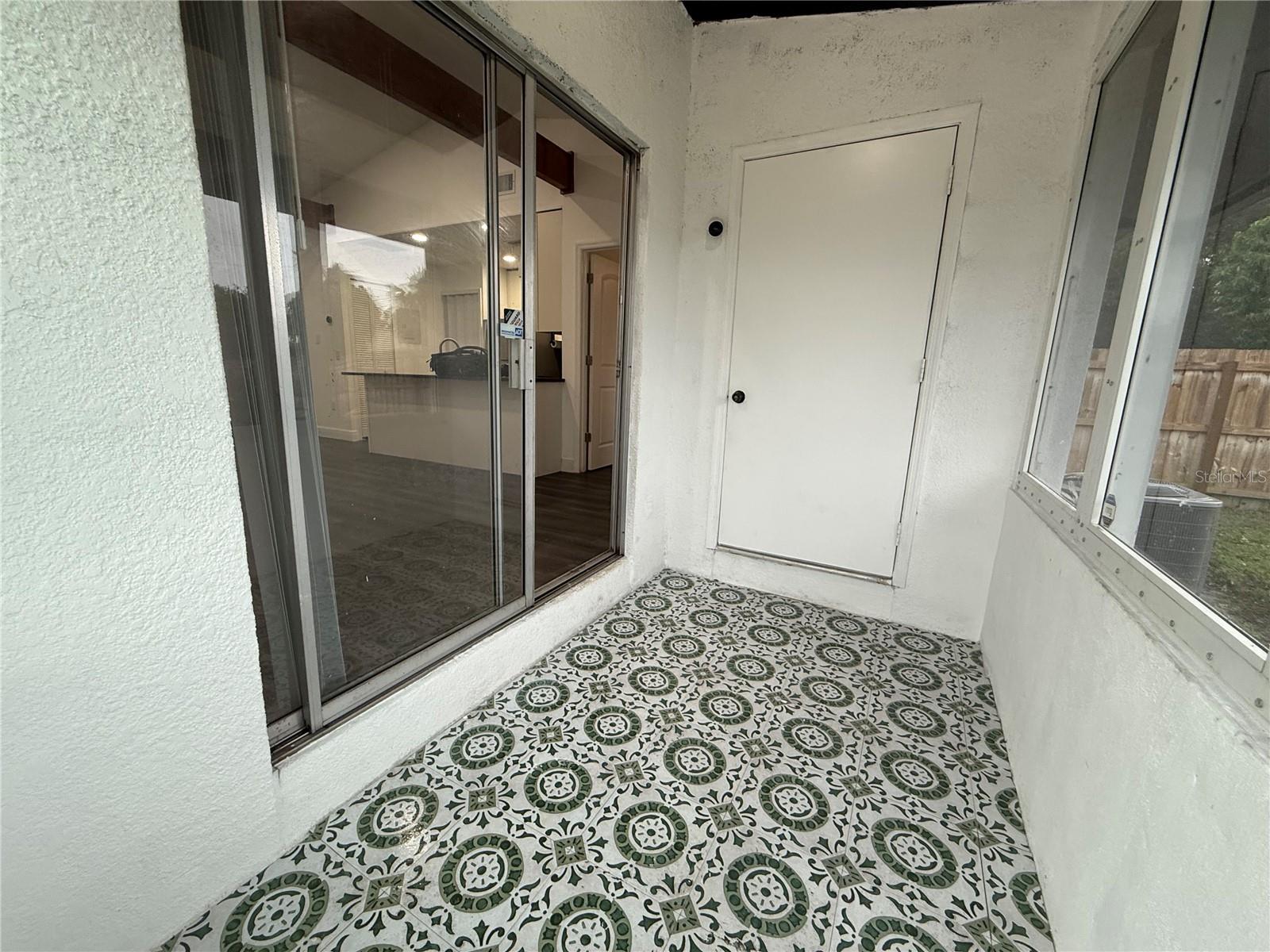 Image 12 of 15 For 4999 Dover Cir