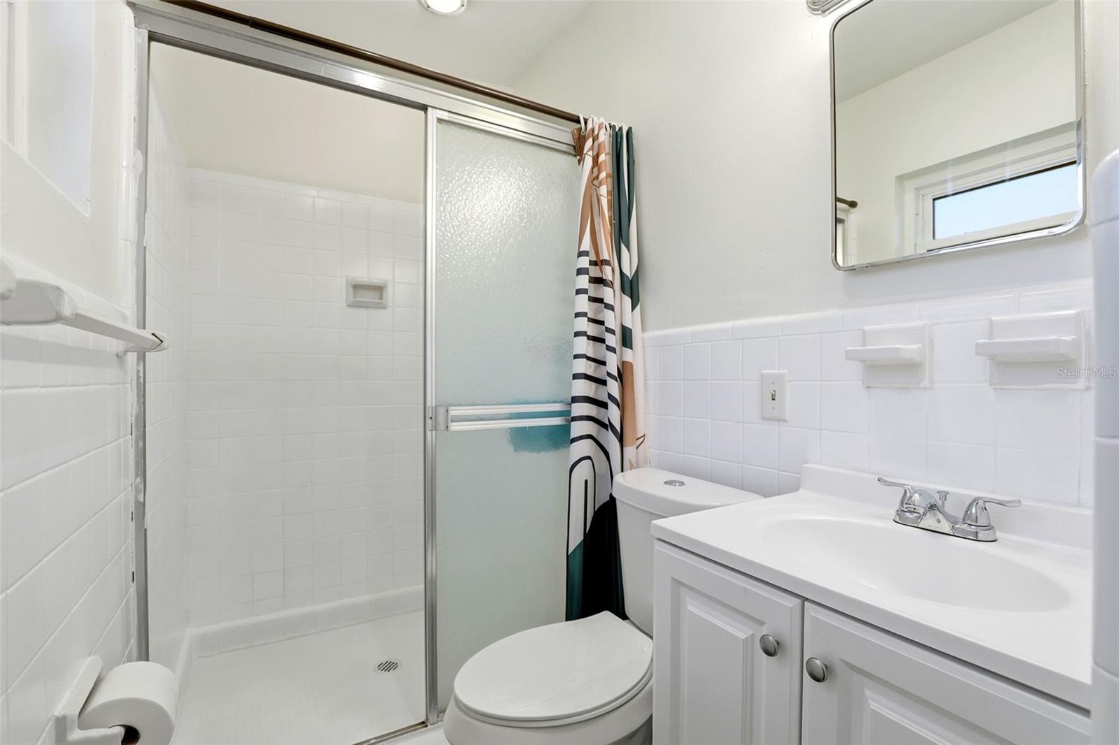 Image 17 of 31 For 2705 Gulfstream Road