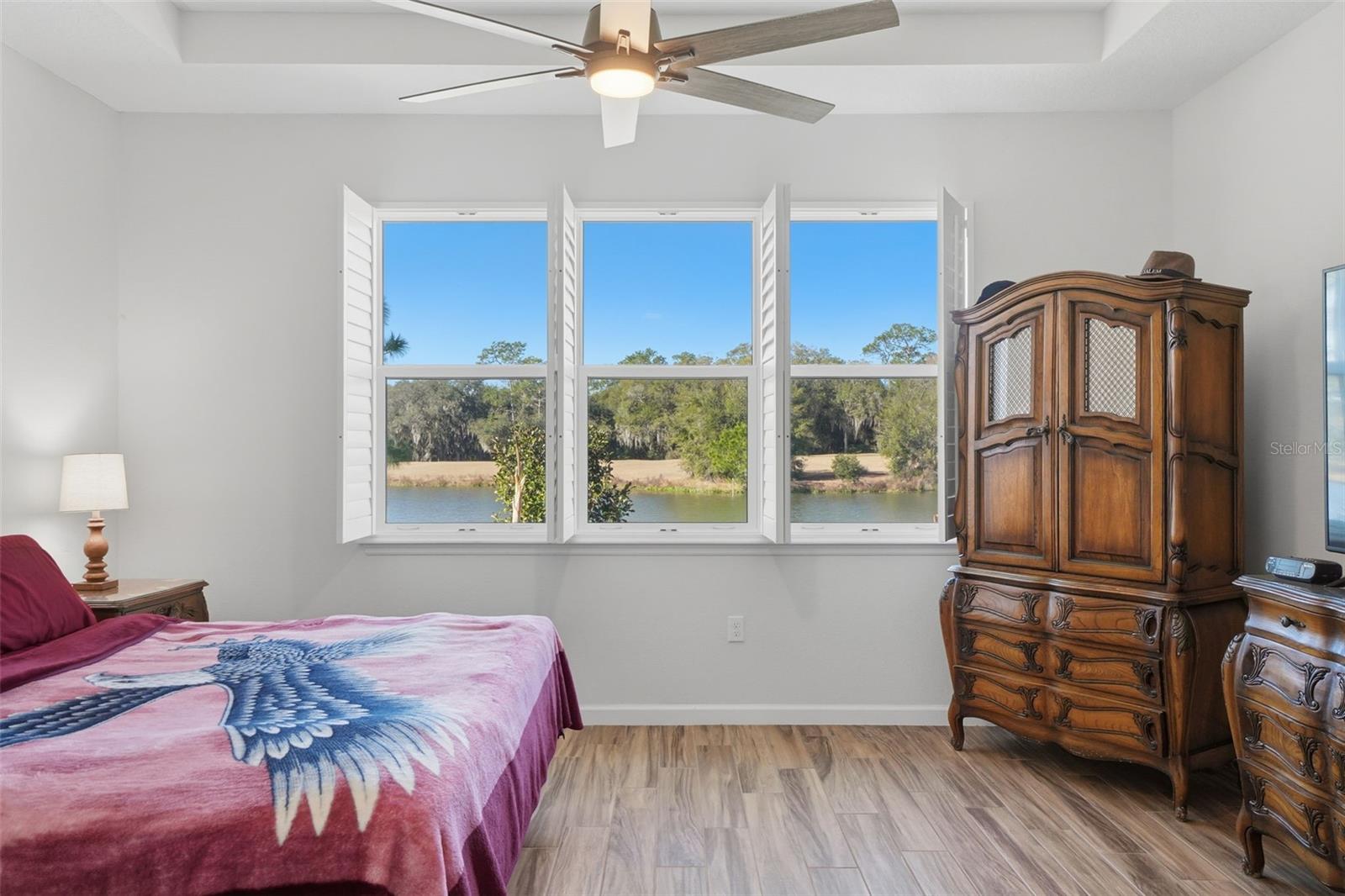 Image 17 of 41 For 1102 Victoria Hills Drive S