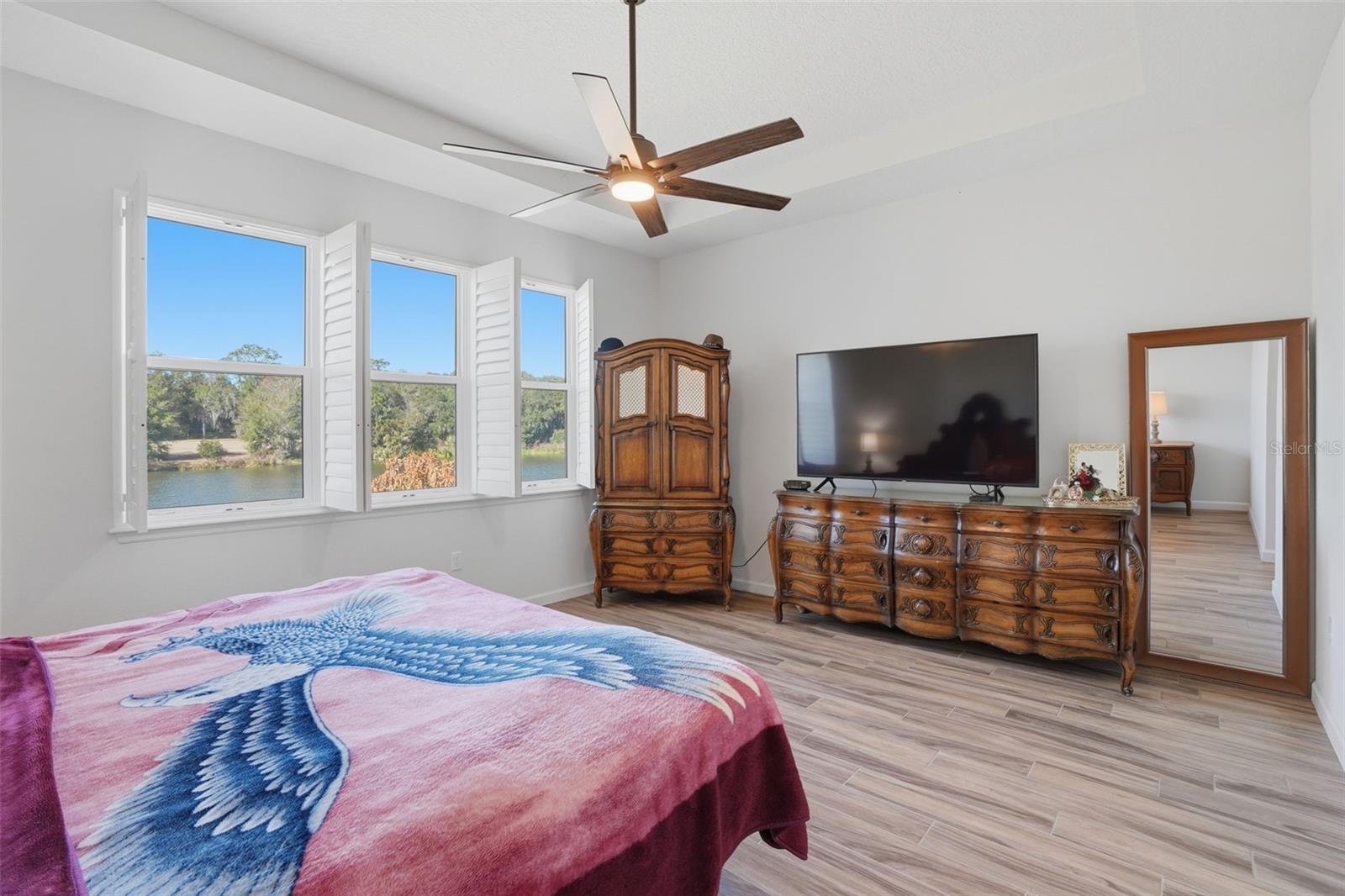 Image 18 of 41 For 1102 Victoria Hills Drive S