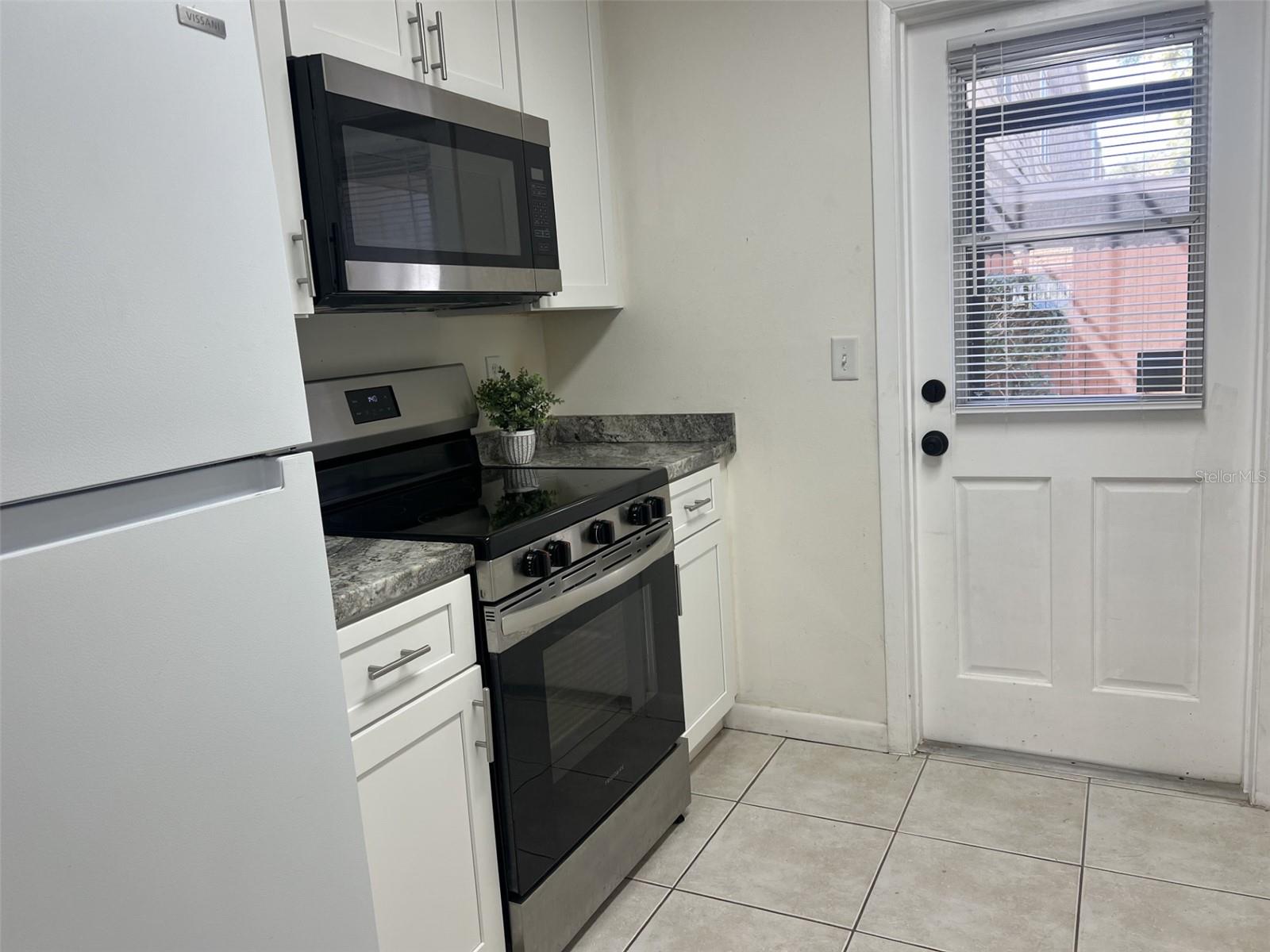 Image 4 of 18 For 200 Saint Andrews Boulevard 2302