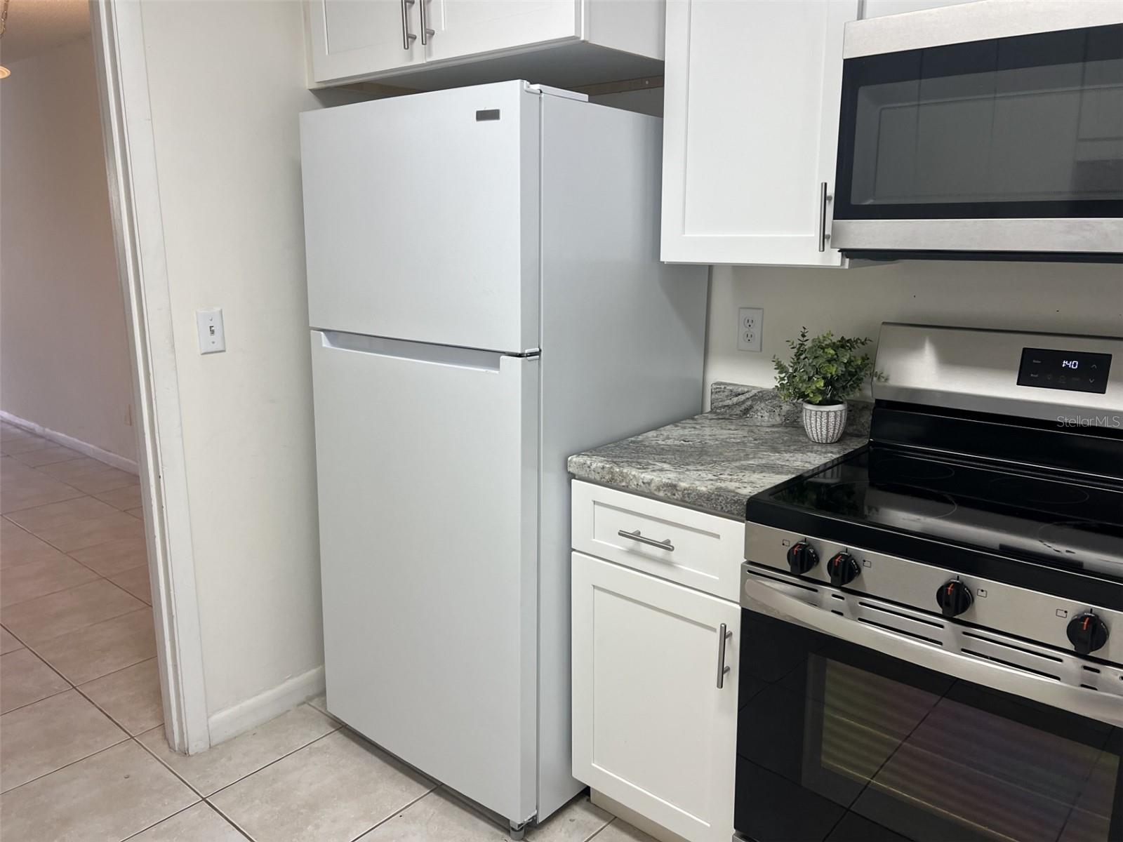 Image 6 of 18 For 200 Saint Andrews Boulevard 2302