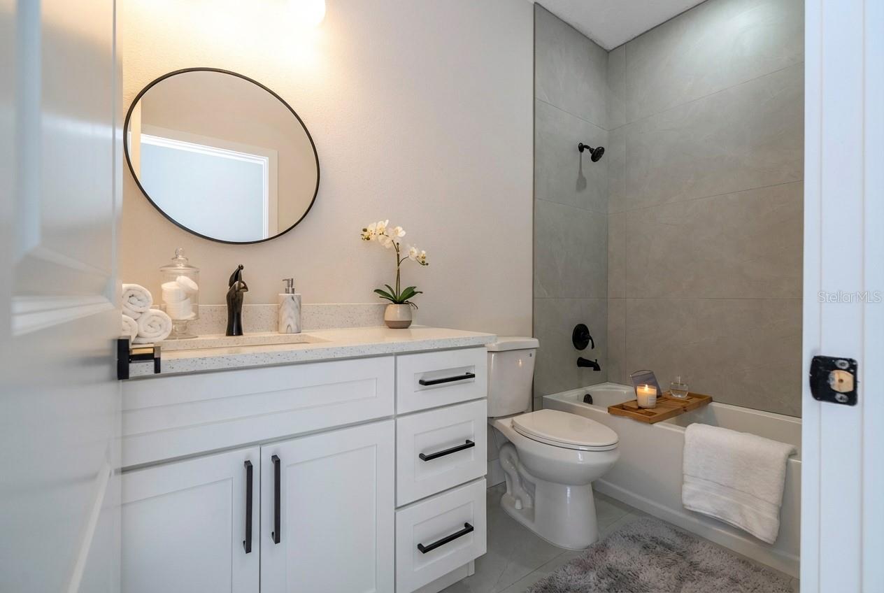 Image 11 of 26 For 427 East 13th Street