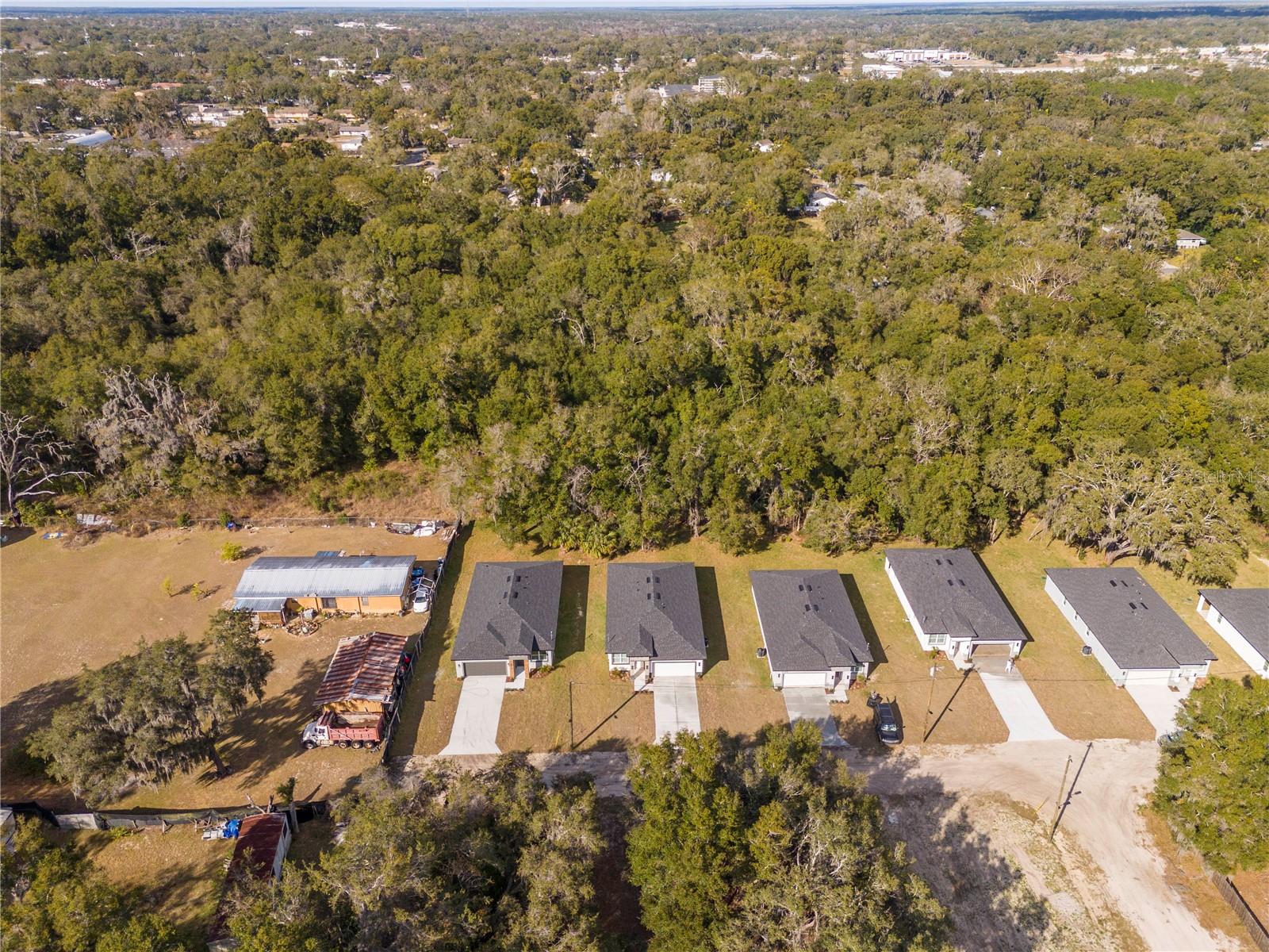 Image 25 of 26 For 427 East 13th Street