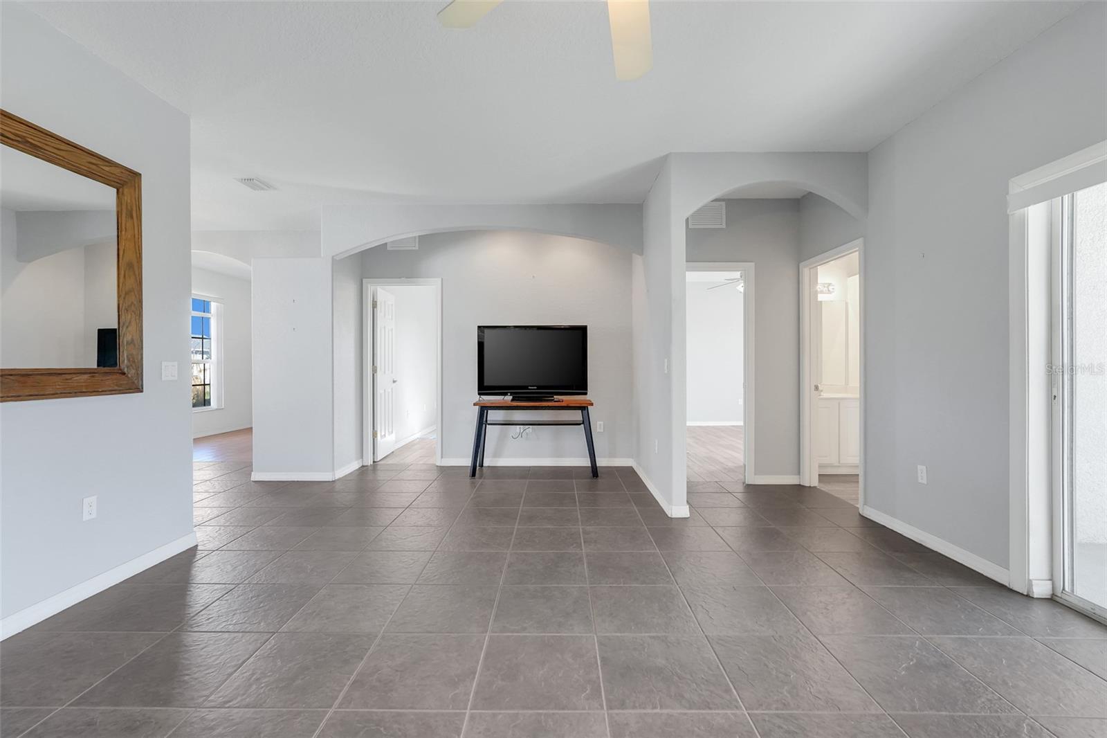 Image 11 of 38 For 2485 Settlers Trail