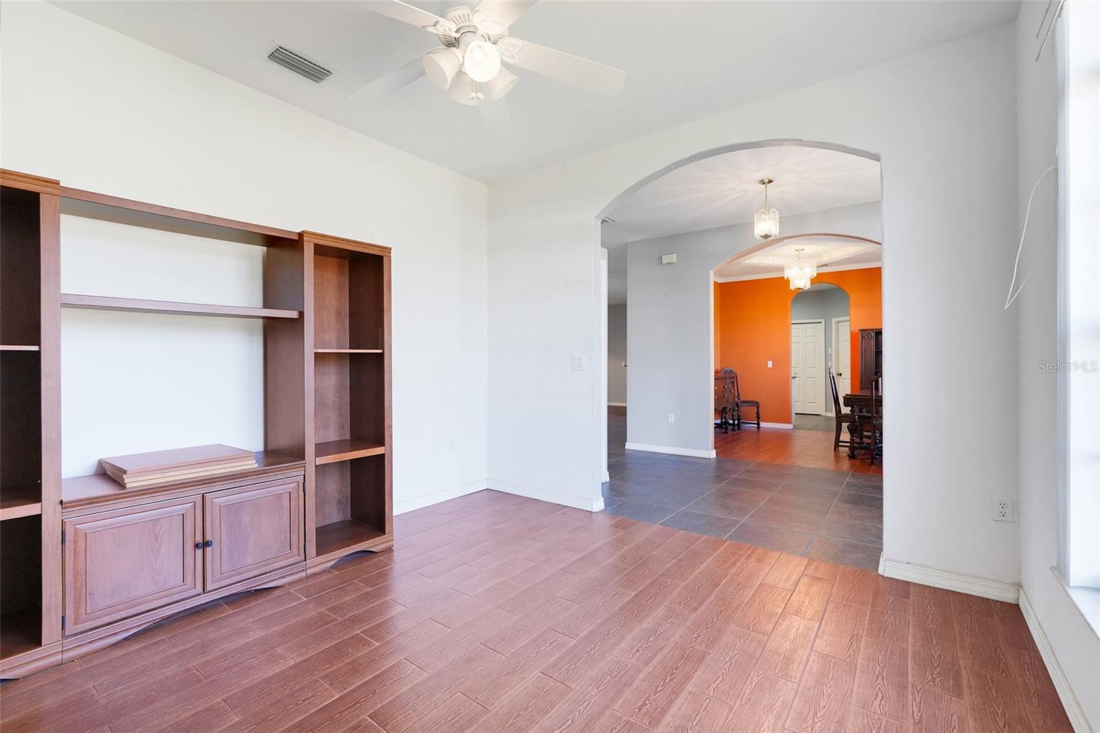 Image 6 of 38 For 2485 Settlers Trail