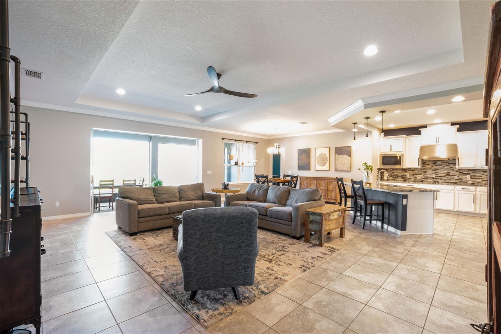 Image 10 of 65 For 220 Lemonleaf Lane