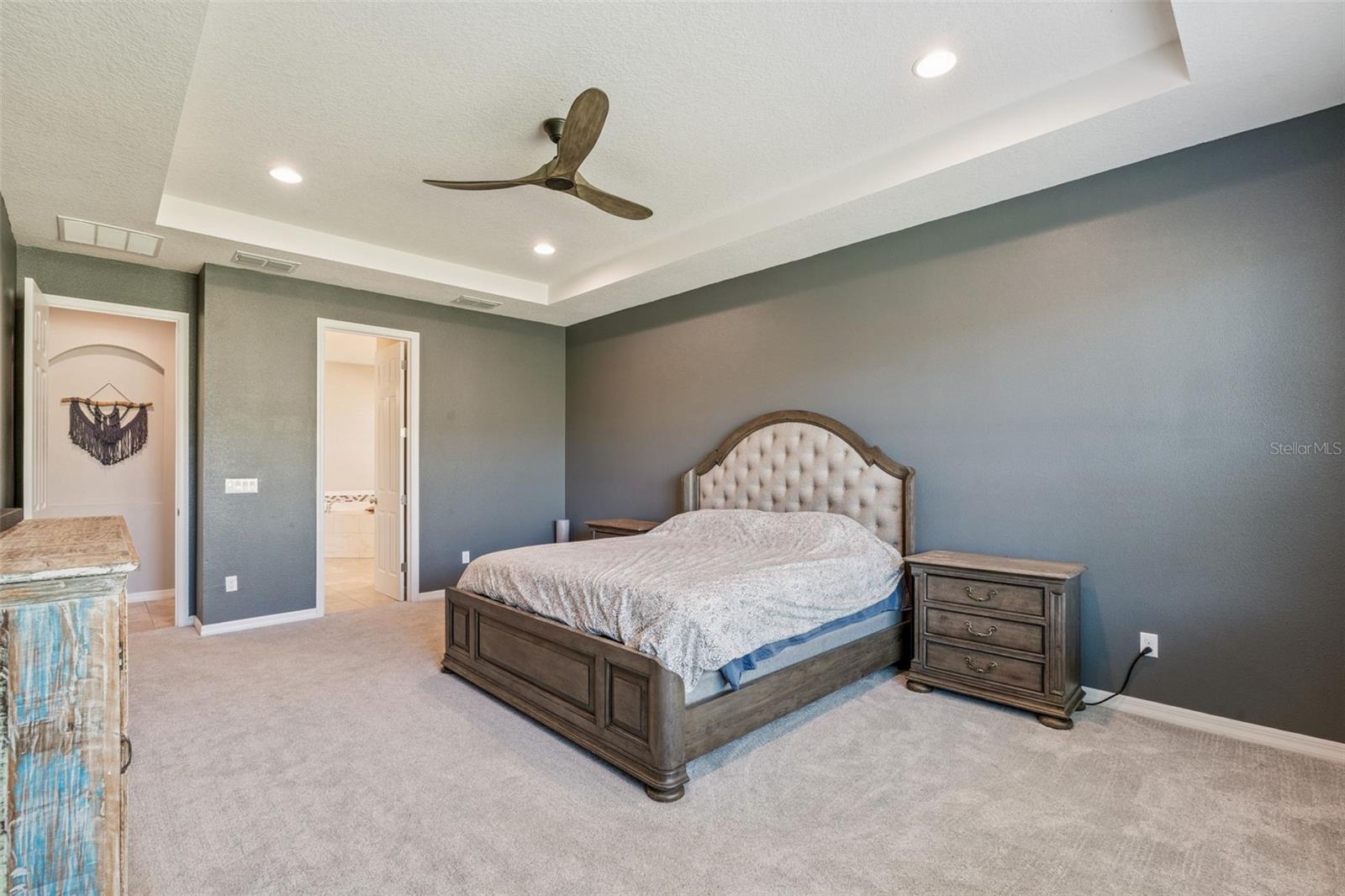 Image 23 of 65 For 220 Lemonleaf Lane