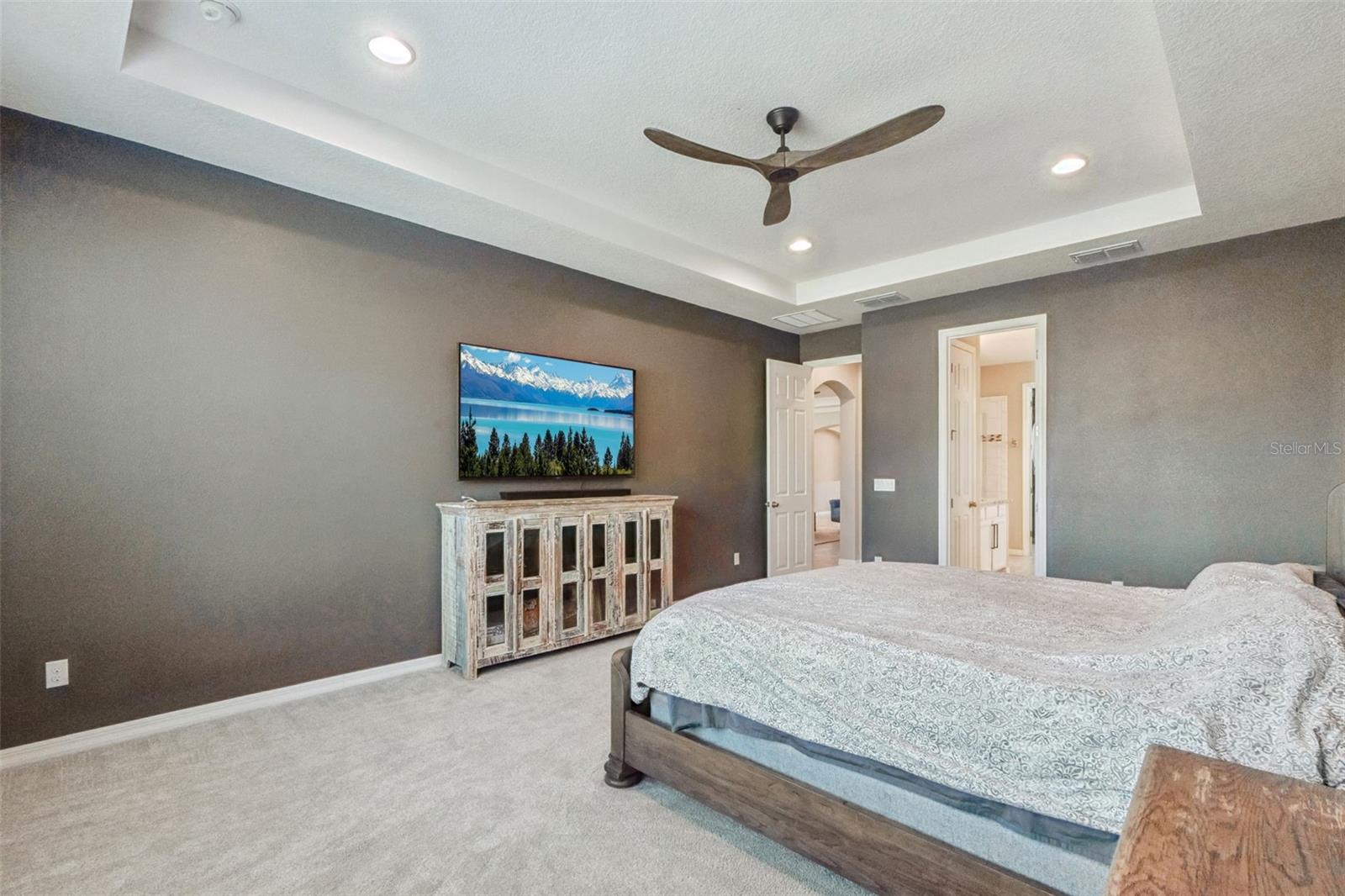 Image 24 of 65 For 220 Lemonleaf Lane