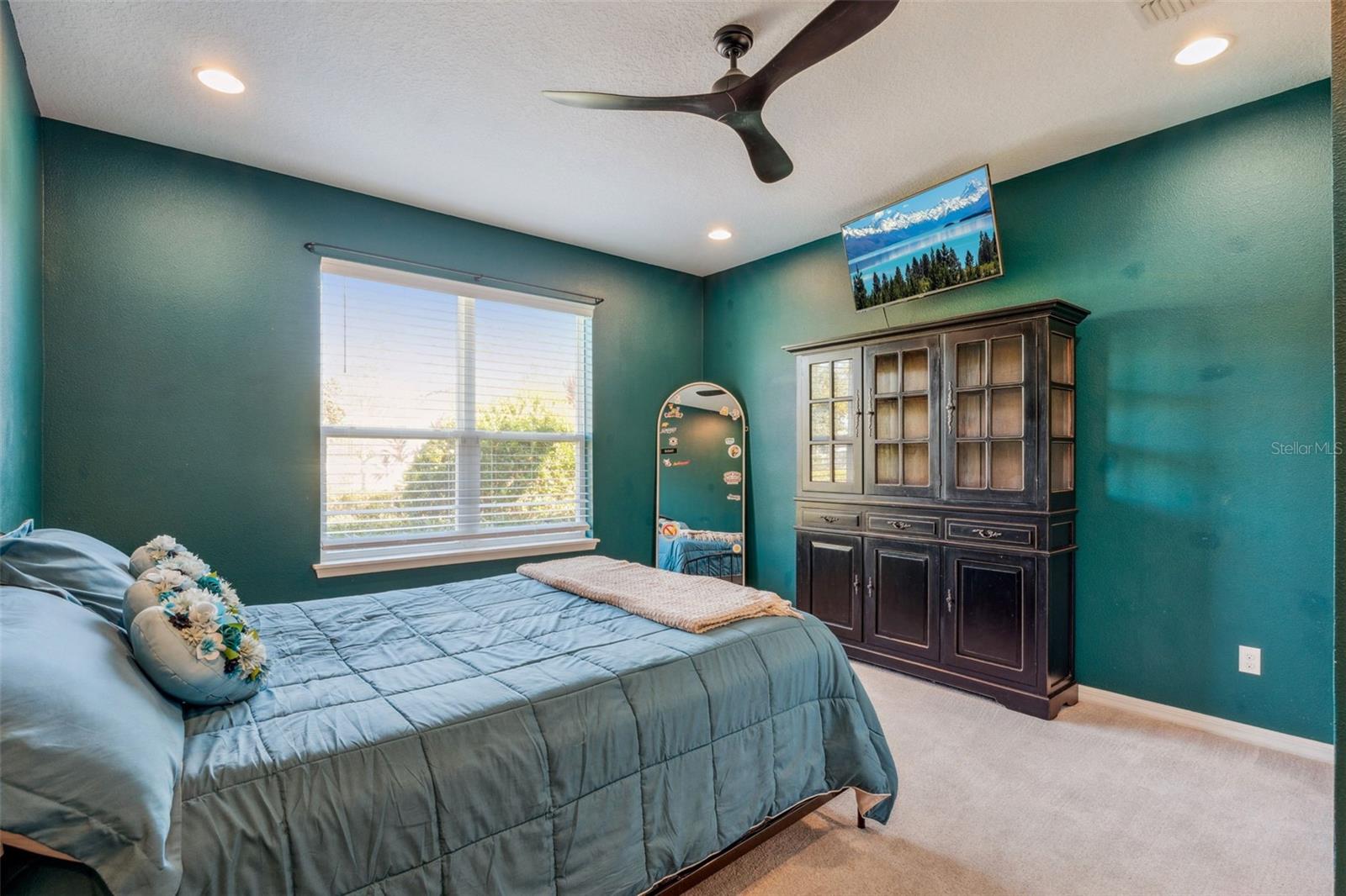 Image 31 of 65 For 220 Lemonleaf Lane