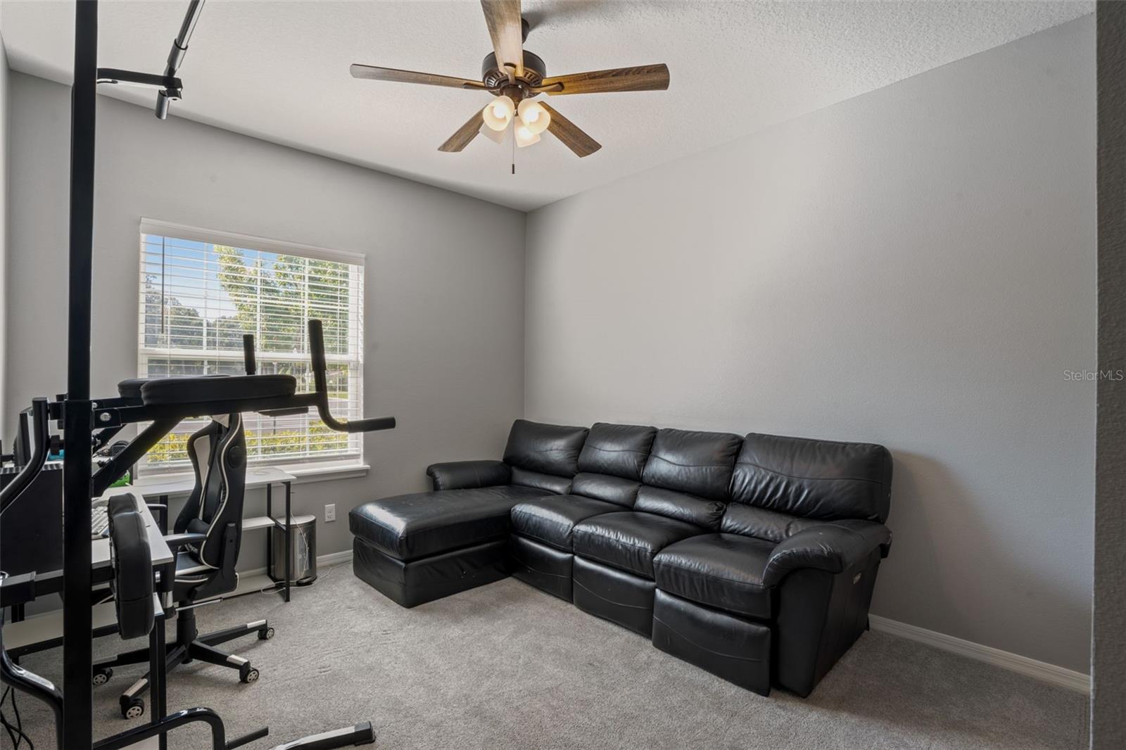 Image 38 of 65 For 220 Lemonleaf Lane