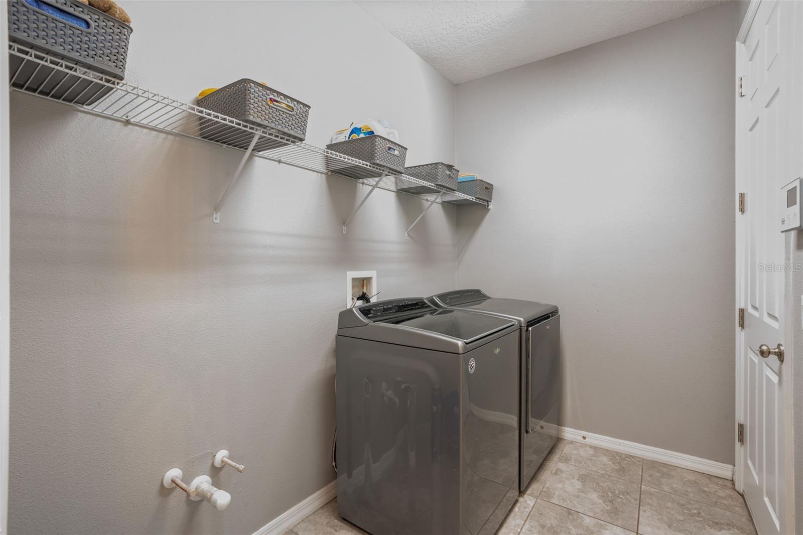 Image 43 of 65 For 220 Lemonleaf Lane