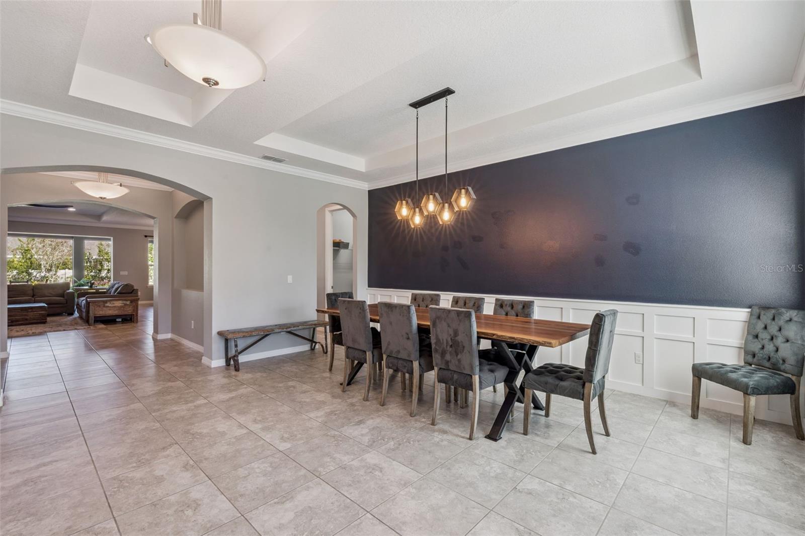 Image 7 of 65 For 220 Lemonleaf Lane