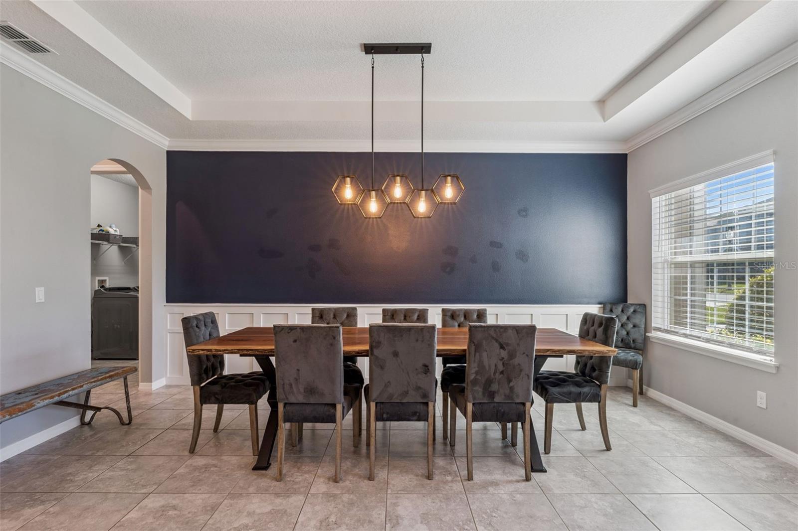 Image 8 of 65 For 220 Lemonleaf Lane